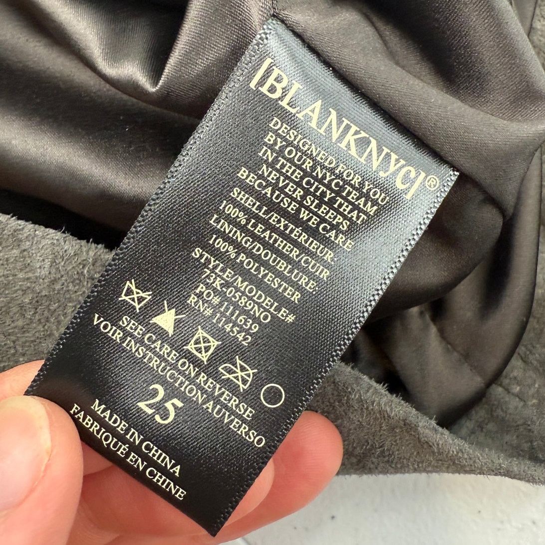 BLANKNYC NWT Blank NYC Road Trip Mini Skirt Suede Front Slit Zip Size 25" / US 0 / IT 36 - 7 Thumbnail