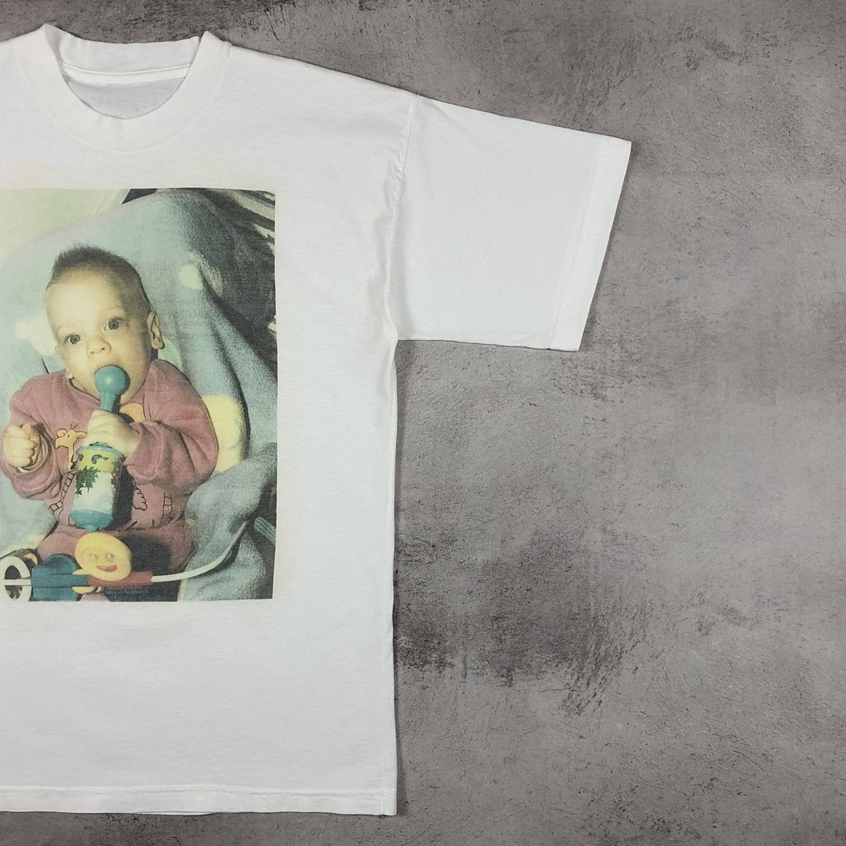 Vintage 90s Baby Creepy Bizarre Infant Graphic Tee Size US M / EU 48-50 / 2 - 4 Thumbnail