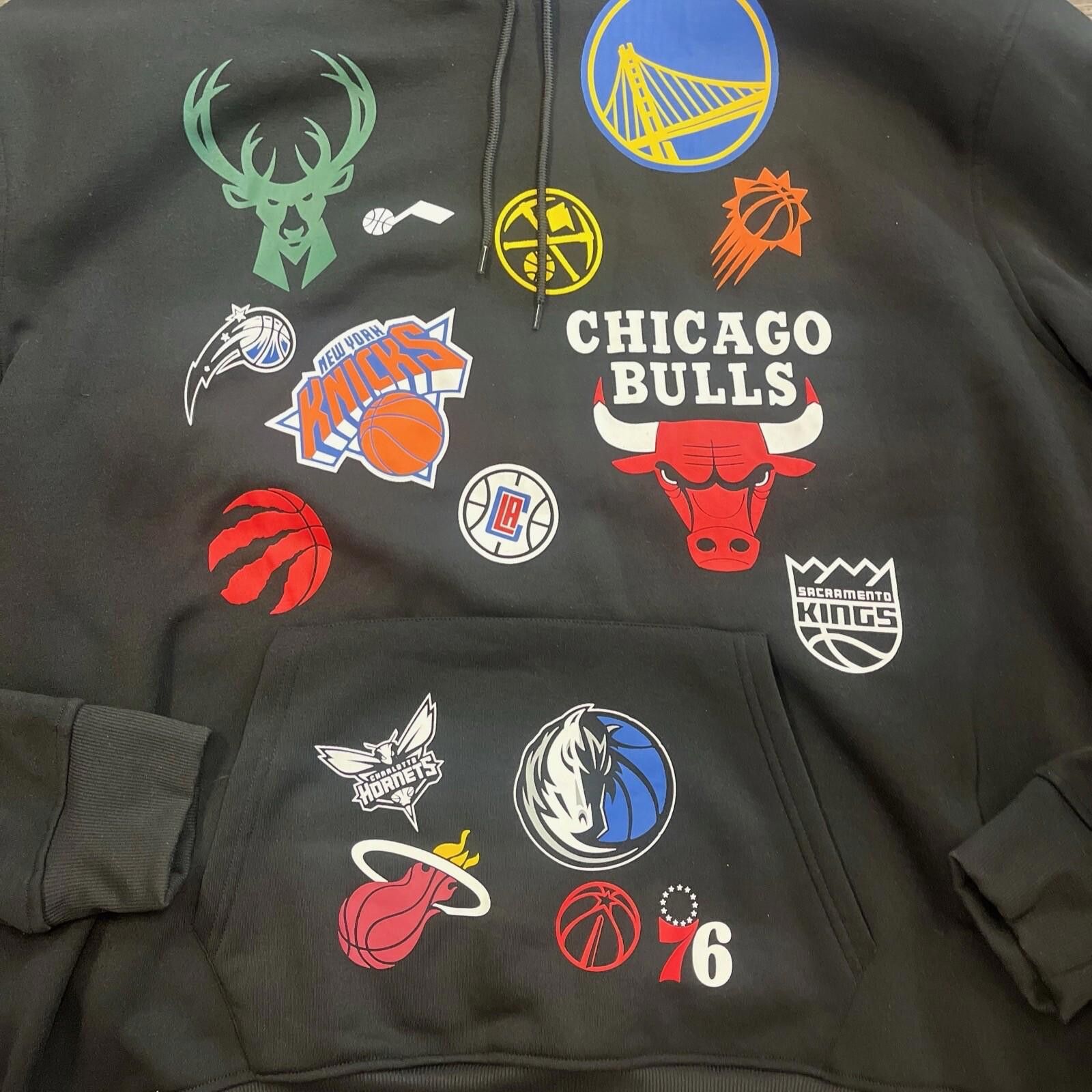 Other Men’s Ultra Game NBA Team Logos Pullover Hoodie Black 3XL Size US XXL / EU 58 / 5 - 2 Thumbnail