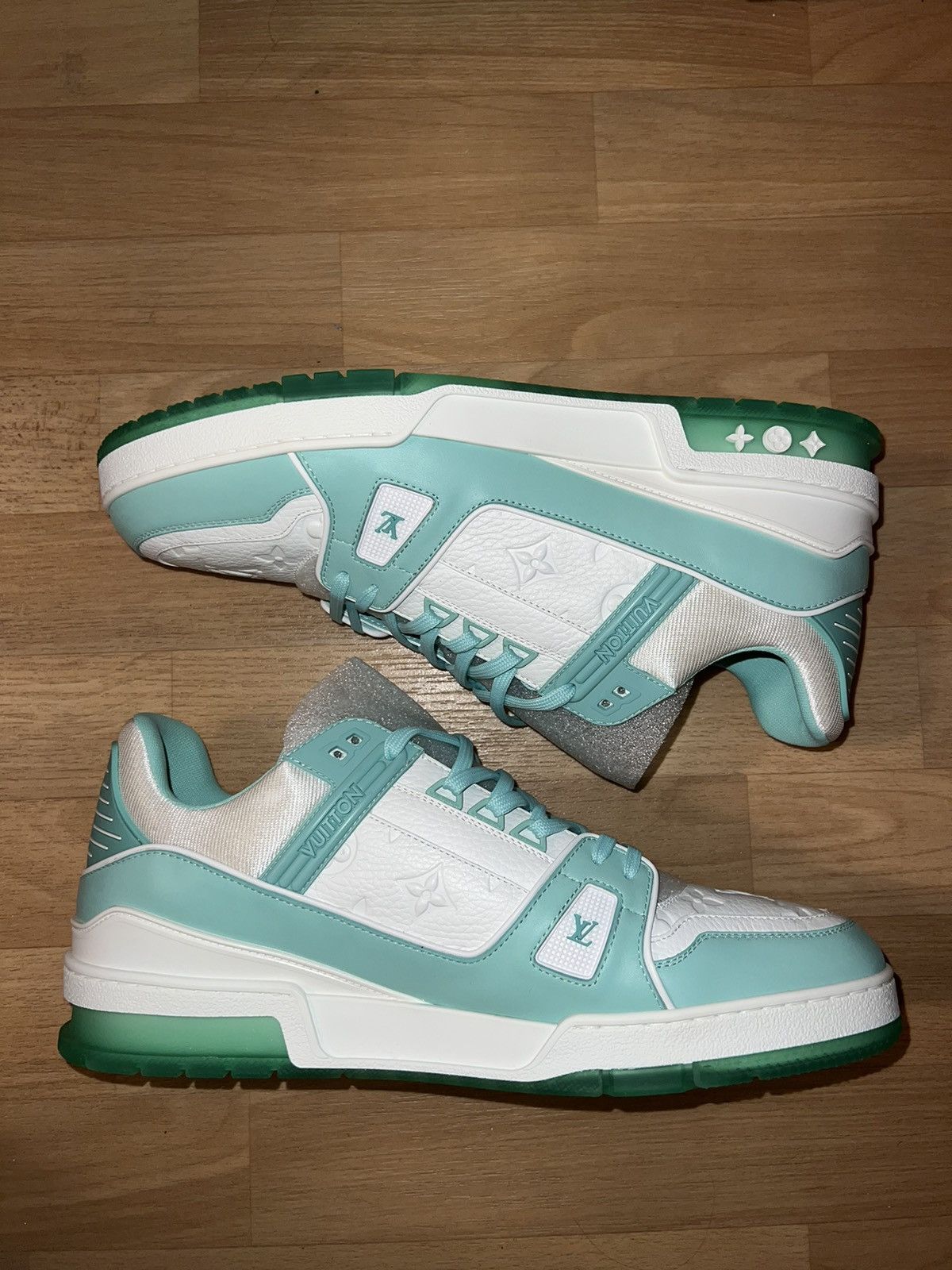 Louis Vuitton LV TRAINER SNEAKER Size US 11 / EU 44 - 2 Thumbnail