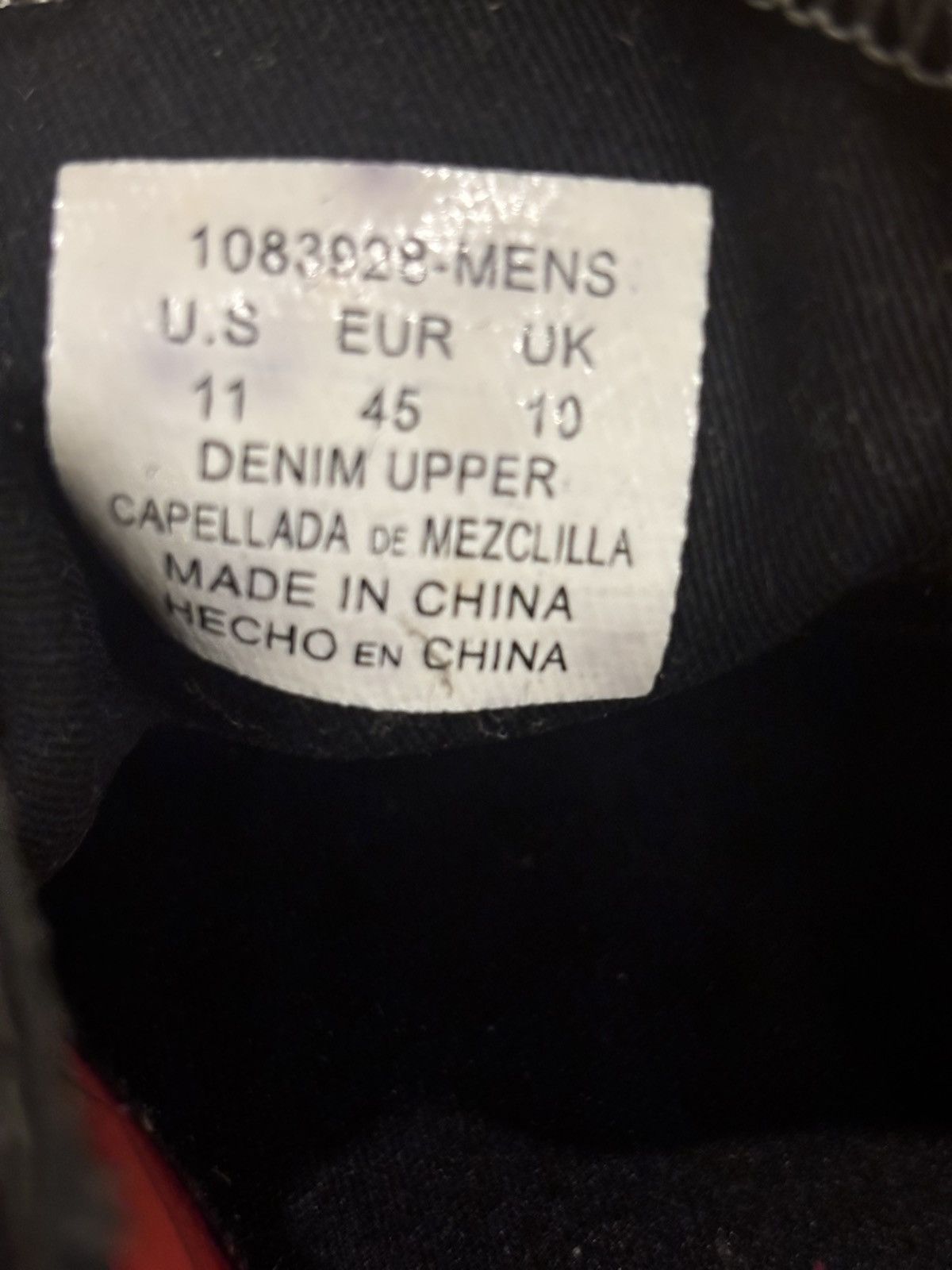 Levi's Men’s canvas sneakers Size US 11 / EU 44 - 9 Thumbnail