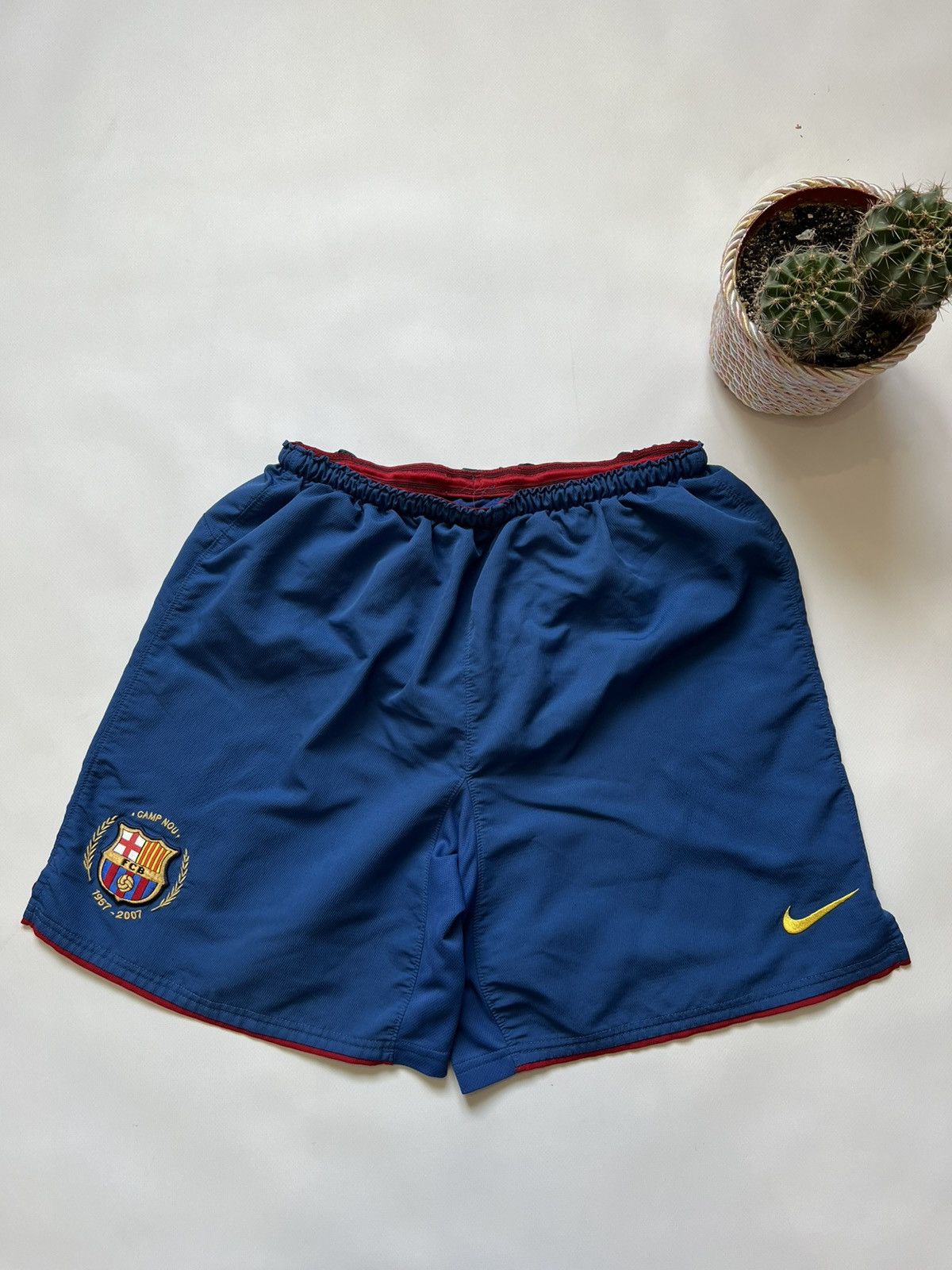Nike Vintage Nike Barcelona Soccer Football Shorts 2000s Size US 32 / EU 48 - 1 Thumbnail