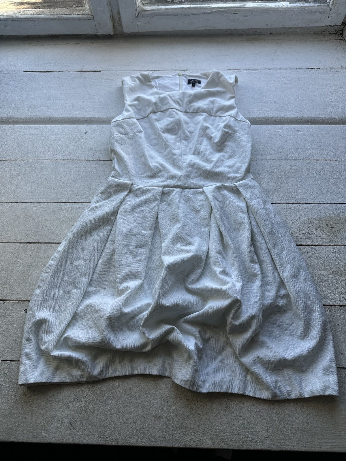 Armani ARMANI JEANS 🚨 WHITE DRESS LUXURY OLD MONEY WOMEN Size M / US 6-8 / IT 42-44 - 1 Thumbnail
