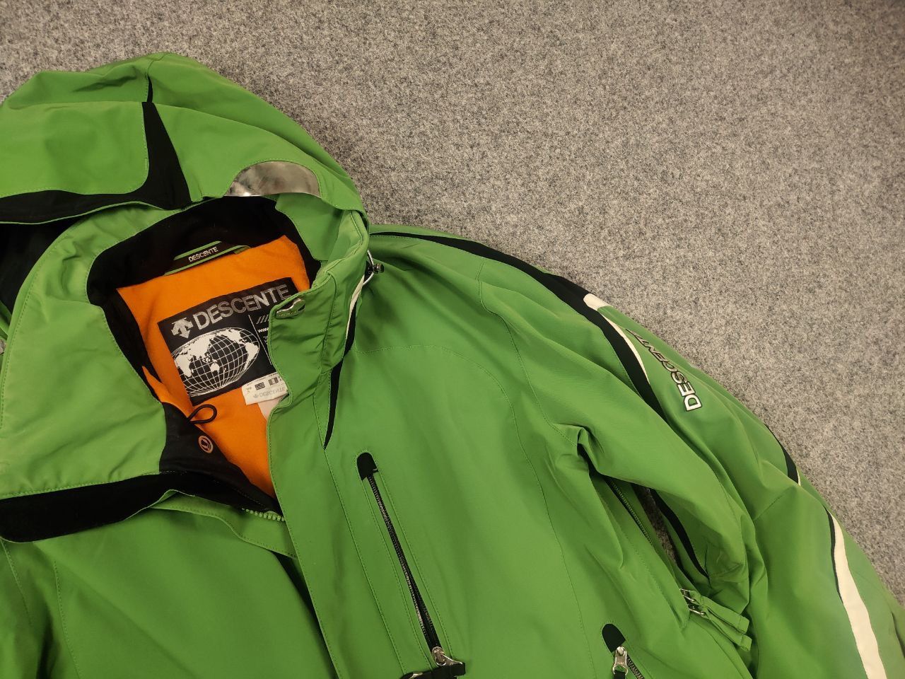 Descente Descente Airdrive Titan Thermal Ski Logo Hooded Zip Jacket Size US M / EU 48-50 / 2 - 6 Thumbnail