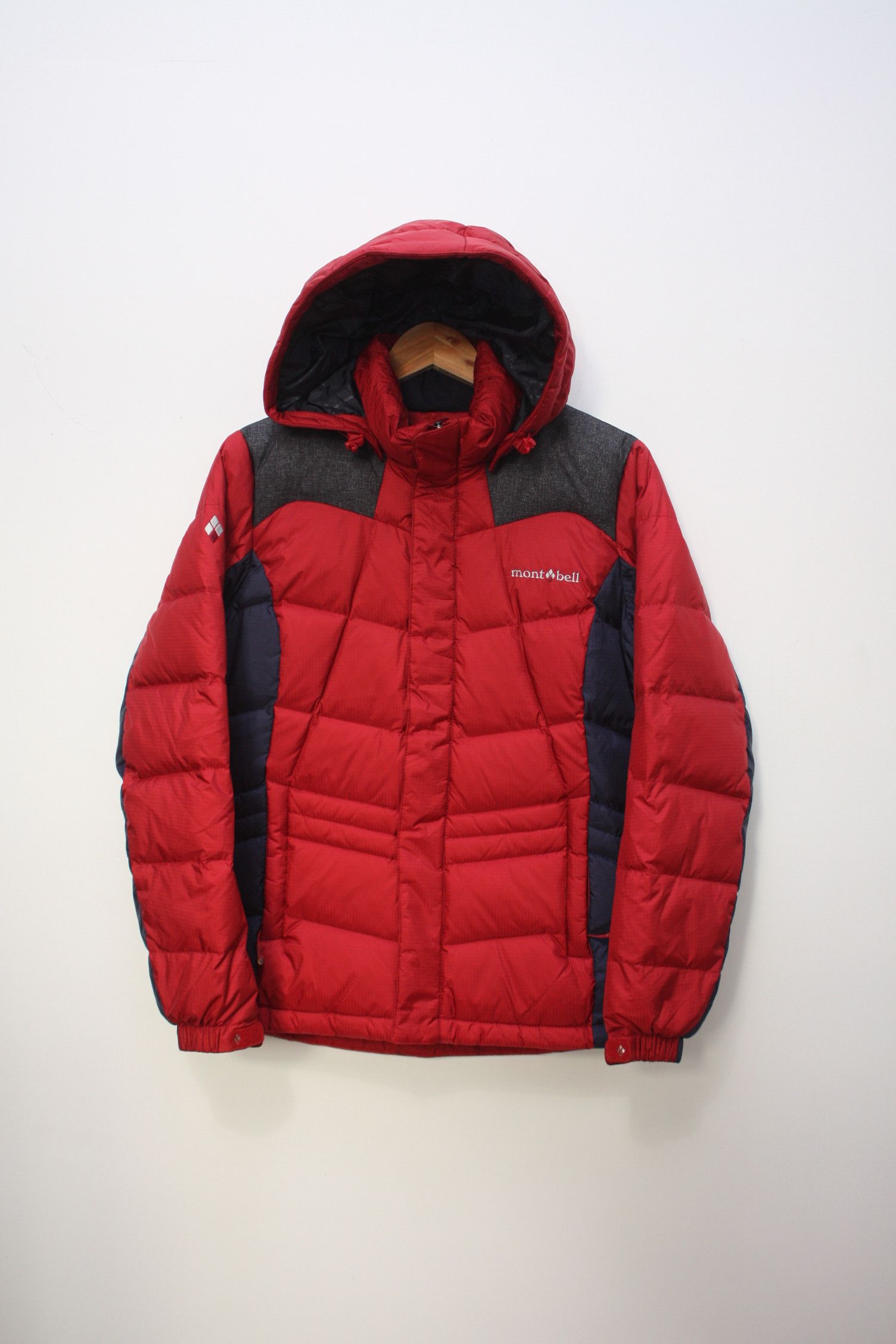 Montbell Montbell Red Puffer Down Jacket Small Size US S / EU 44-46 / 1 - 1 Thumbnail