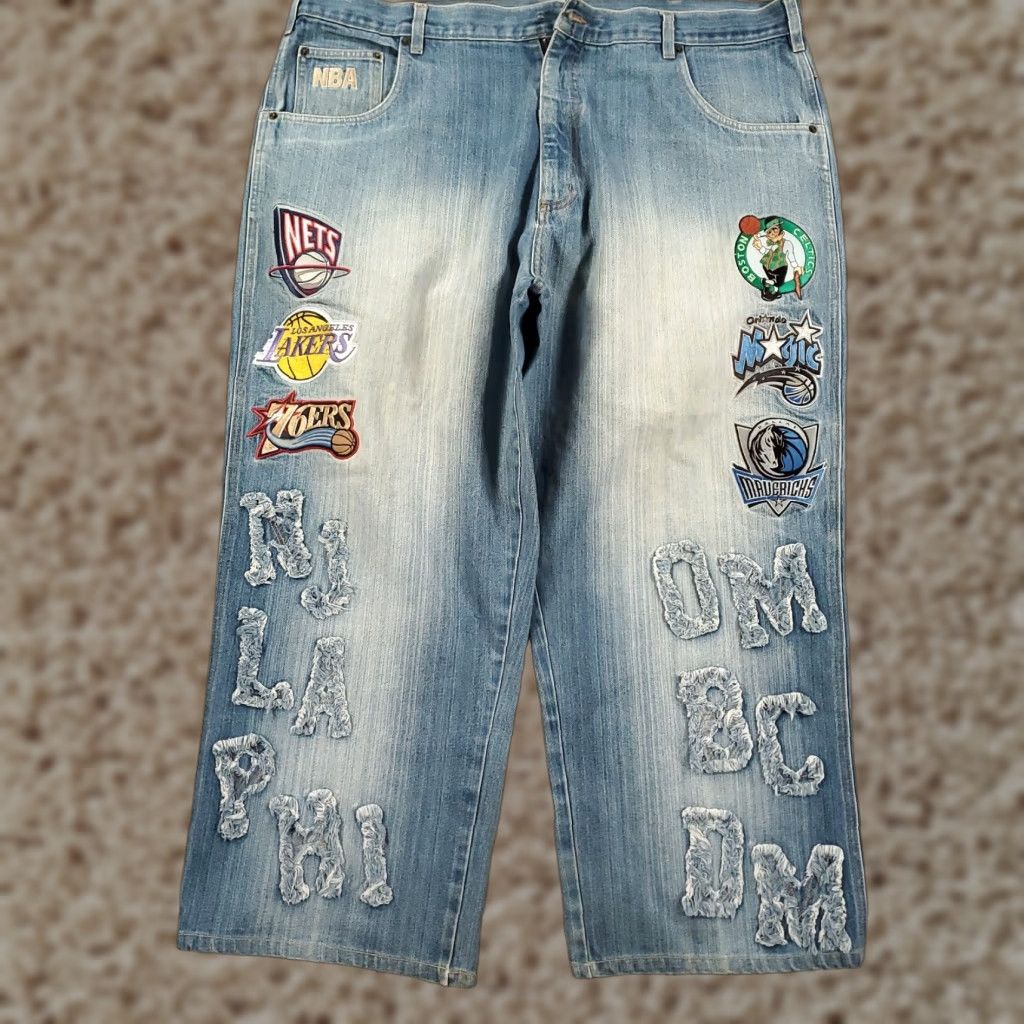 NBA NBA Vintage UNK Team Embroided Patches Baggy 90s Jeans