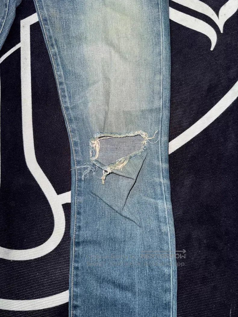 Saint Laurent Paris Saint Laurent Paris Cut-Out Hole Straight Leg Denim Jeans Size US 29 - 5 Thumbnail
