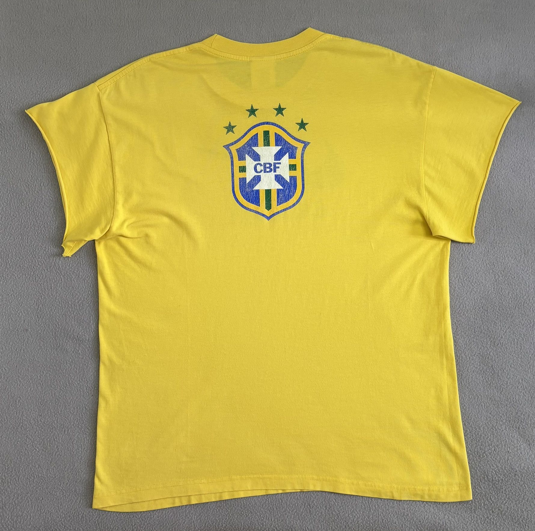 Nike T-Shirt Brazil 90s Nike vintage large Size US L / EU 52-54 / 3 - 12 Thumbnail