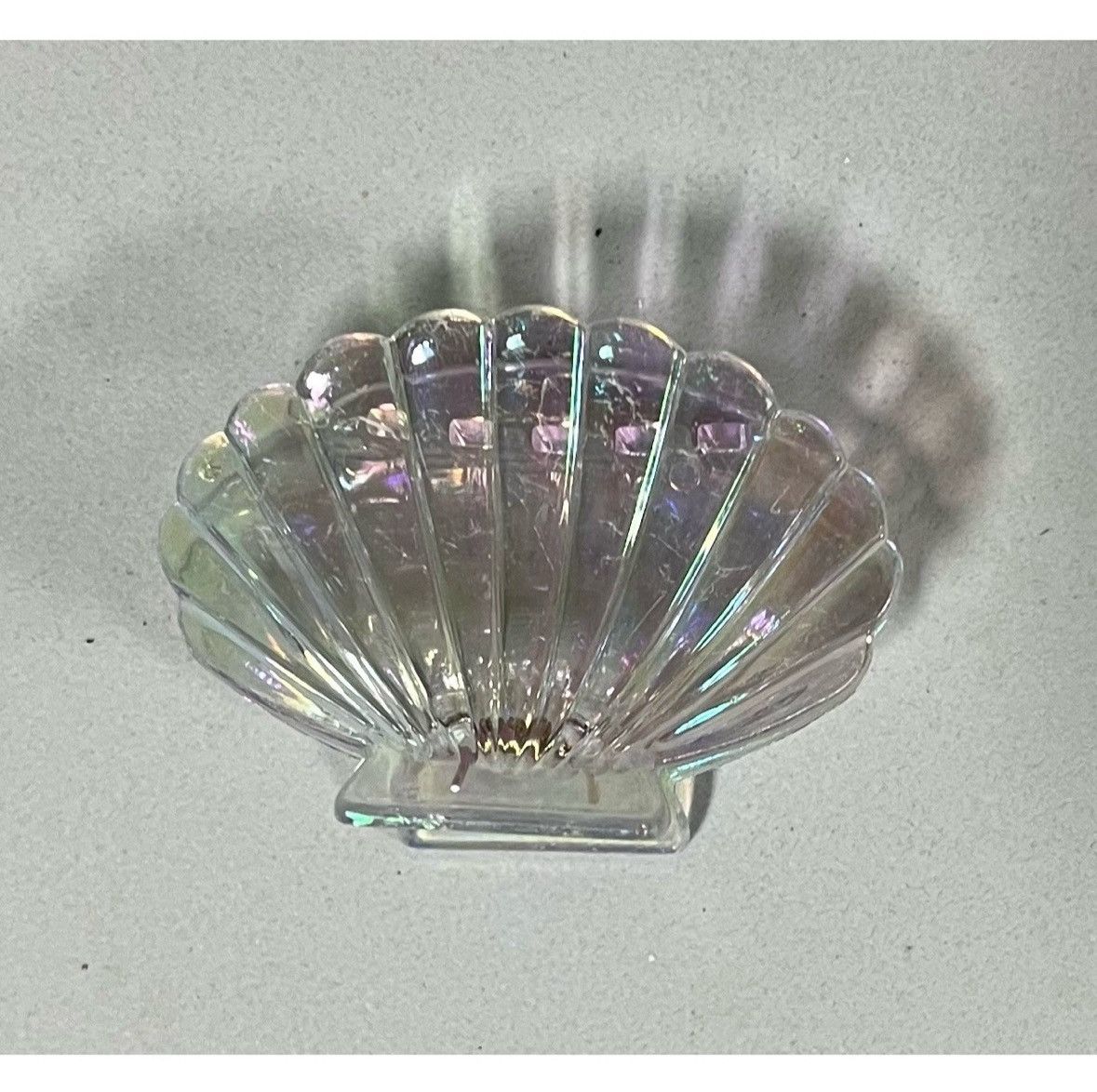 Japanese Brand × Vintage Clear Iridescent Seashell Shell Claw Clip Hair Accessory 🐚✨ Size ONE SIZE - 1 Thumbnail