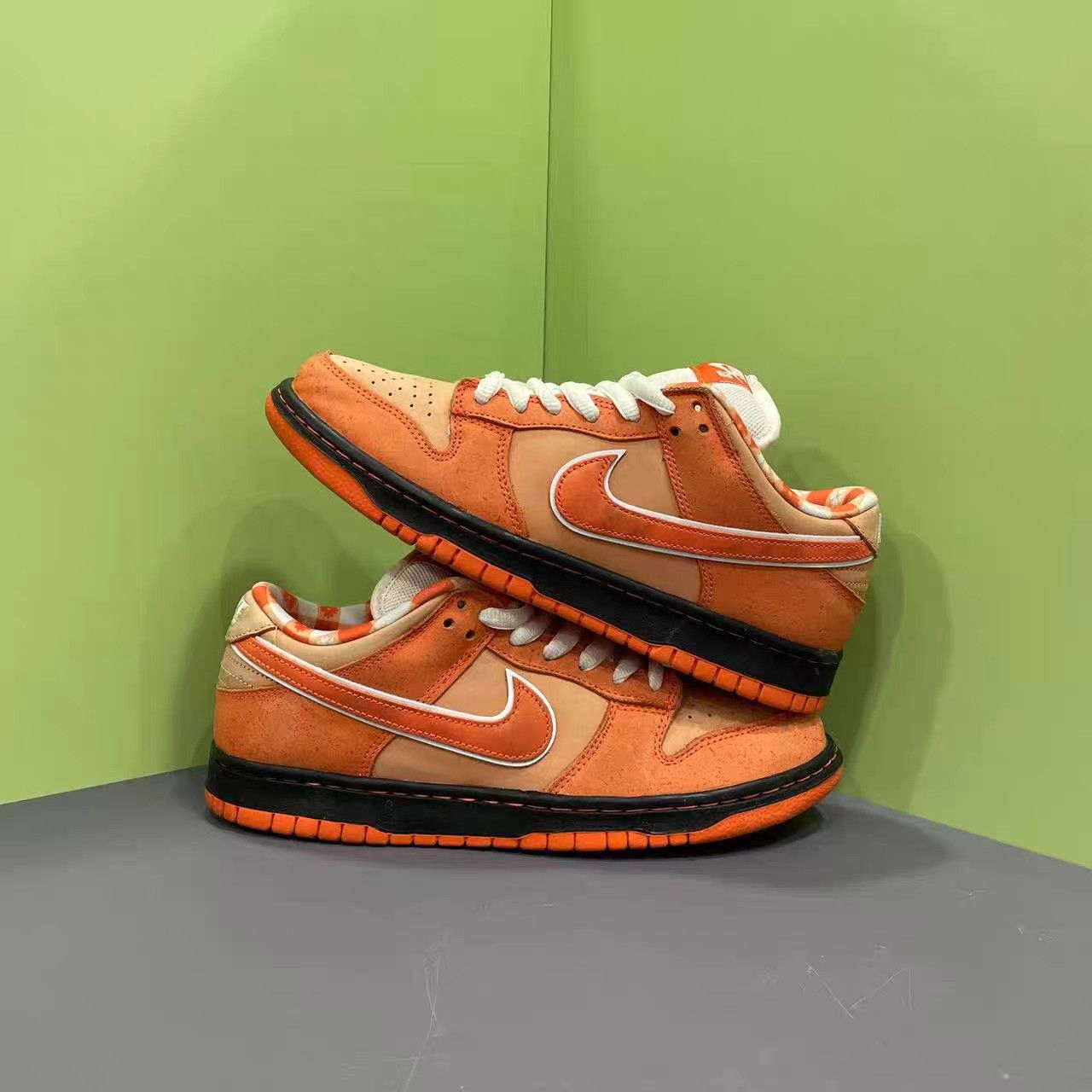Nike Nike Dunk SB Orange Lobster K15 Size US 9 / EU 42 - 2 Thumbnail