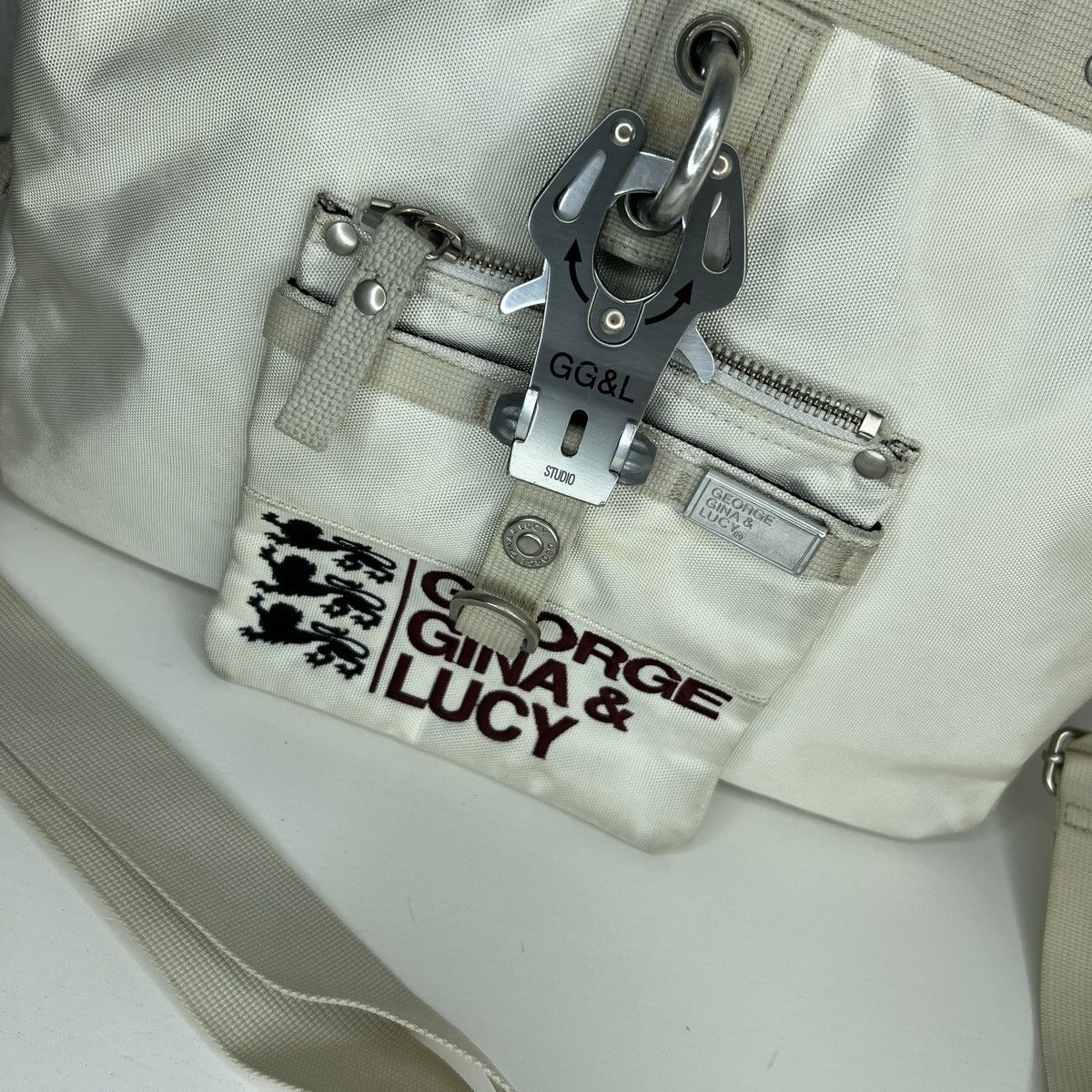 George Gina & Lucy George Gina & Lucy GGL Vintage Bag Retro Y2K Drill Rare Hype Size ONE SIZE - 4 Thumbnail