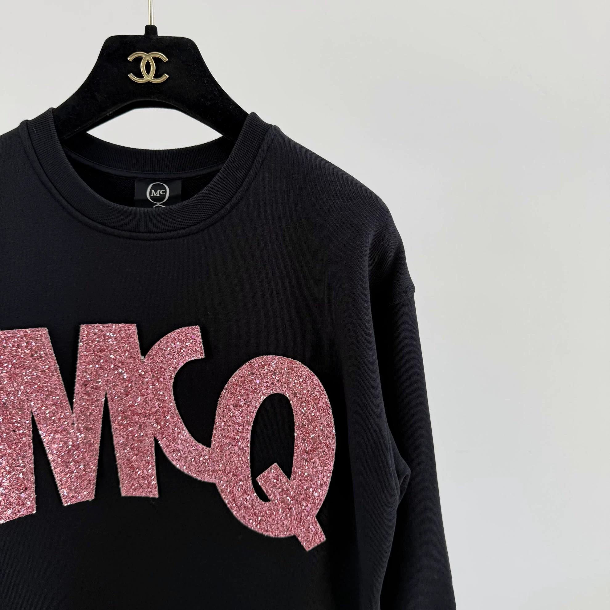 Alexander McQueen Alexander McQueen Sequin Letter Pullover XS 5855 Size US XS / EU 42 / 0 - 3 Thumbnail
