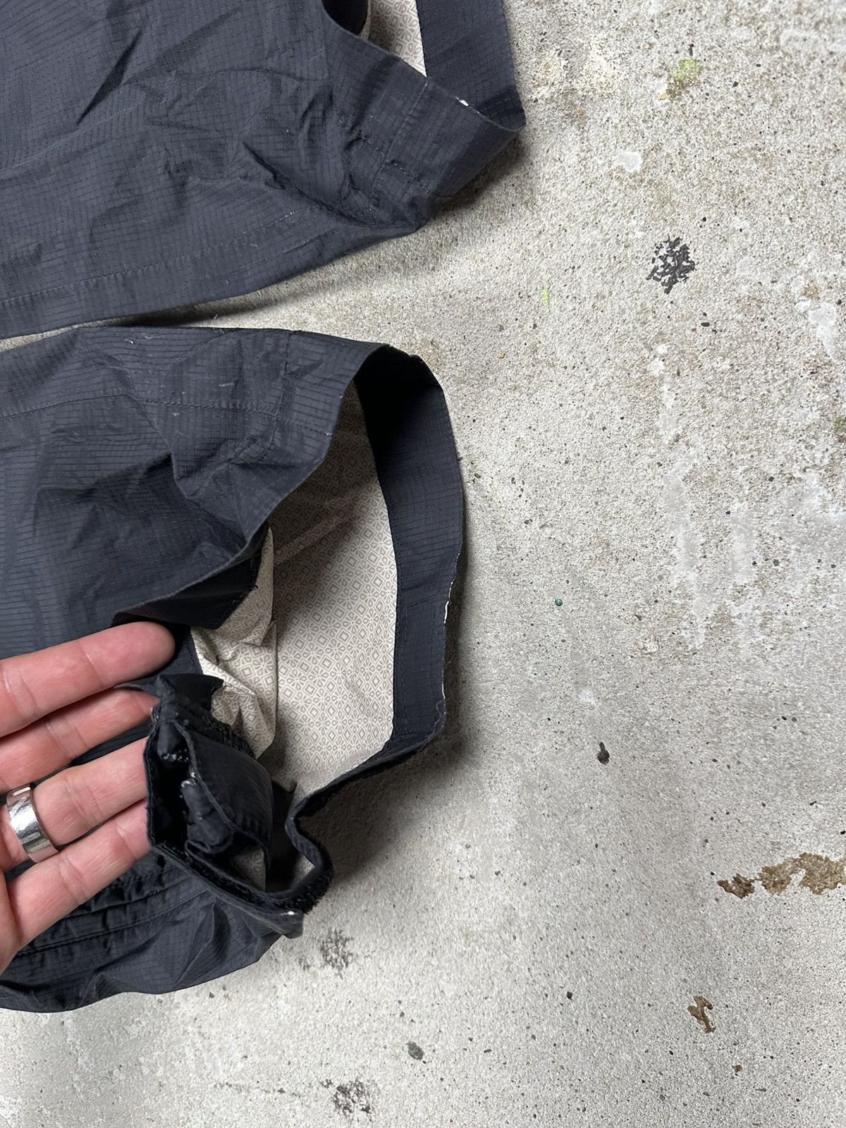 The North Face The North Face HyVent 2.5L Black Membrane Pants Outdoor Size US 31 - 12 Thumbnail