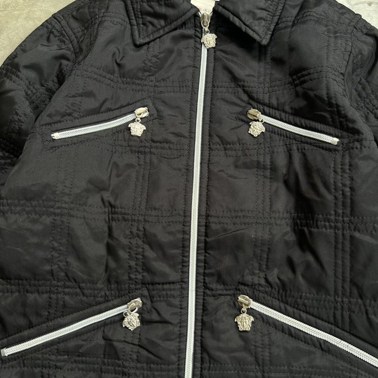Versace Vintage 90s Versace Young 4 Pocket Zip Jacket Size US XS / EU 42 / 0 - 4 Thumbnail