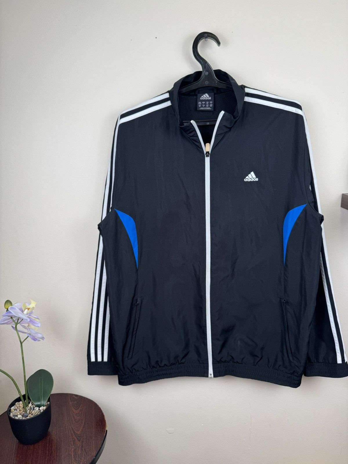 Adidas Vintage Adidas Track Jacket Windbreaker Spring Lightweight L Size US L / EU 52-54 / 3 - 7 Thumbnail