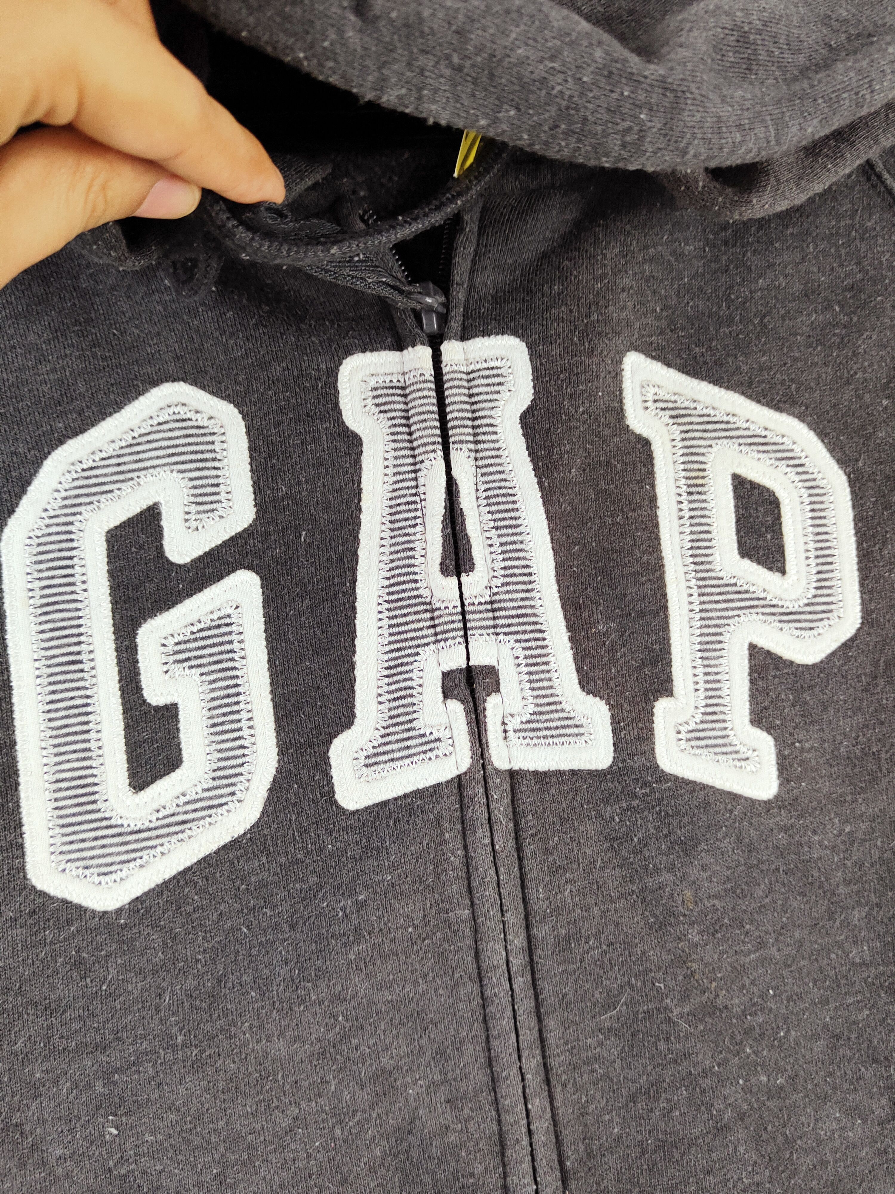 Gap Gap Black Faded Hoodie Sweaters #W049 Size US S / EU 44-46 / 1 - 3 Thumbnail