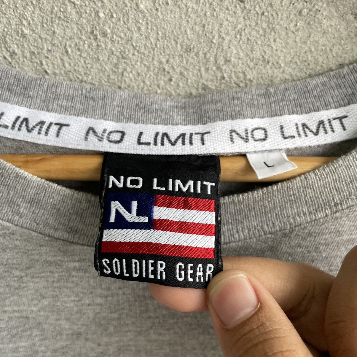 Designer × Rap Tees × Vintage Vintage No Limit Soldier Gear Tee Shirt Size US L / EU 52-54 / 3 - 3 Thumbnail
