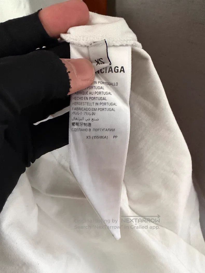 Balenciaga Balenciaga White Dragon Year Limited Edition Short Sleeve Size US XS / EU 42 / 0 - 4 Thumbnail