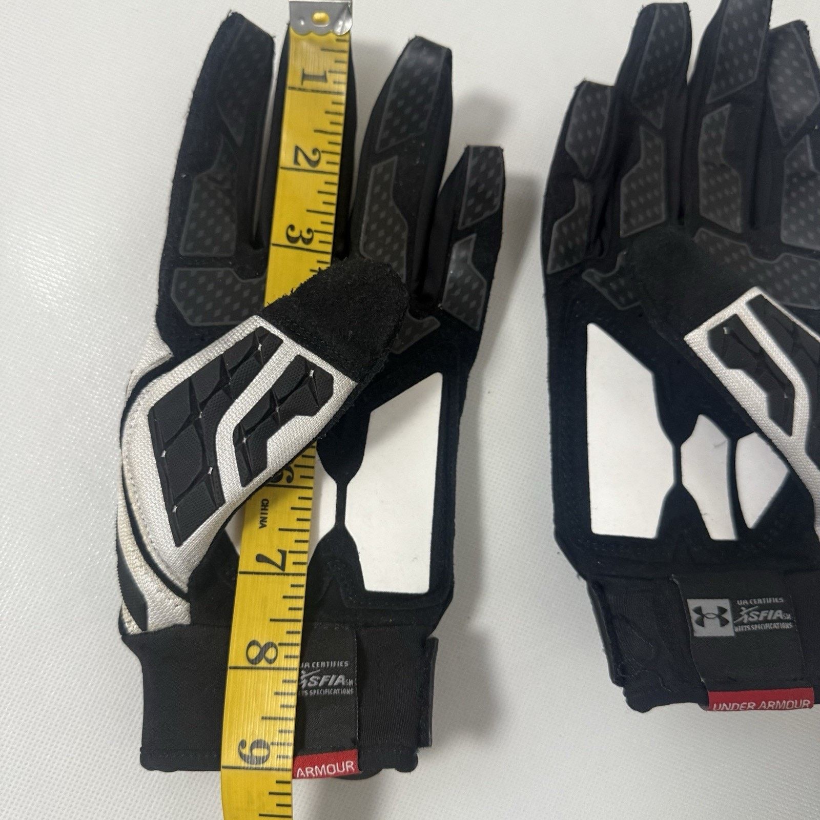 Under Armour UA Combat V PRO Linemen Football Padded Technology Gloves Size ONE SIZE - 6 Thumbnail
