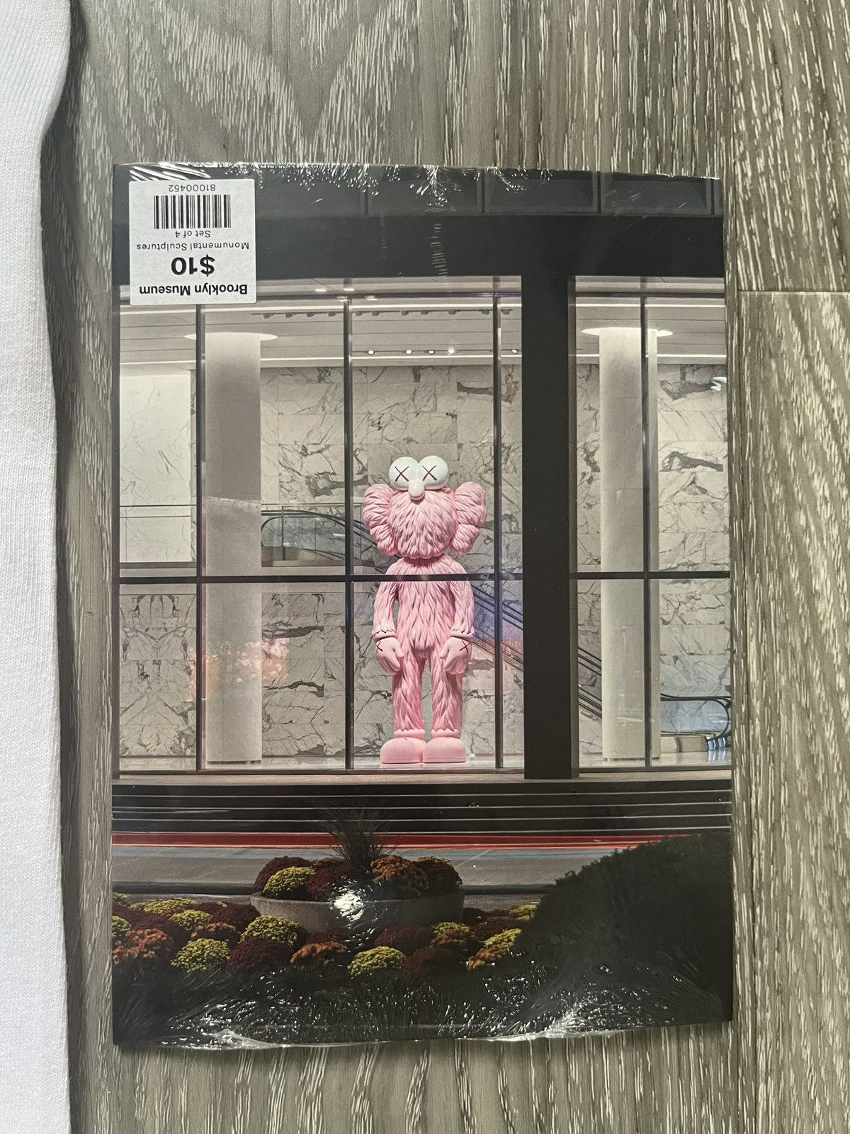 Kaws KAWS Brooklyn Museum Exhibition T-Shirt W/ Postcards Size US L / EU 52-54 / 3 - 5 Thumbnail