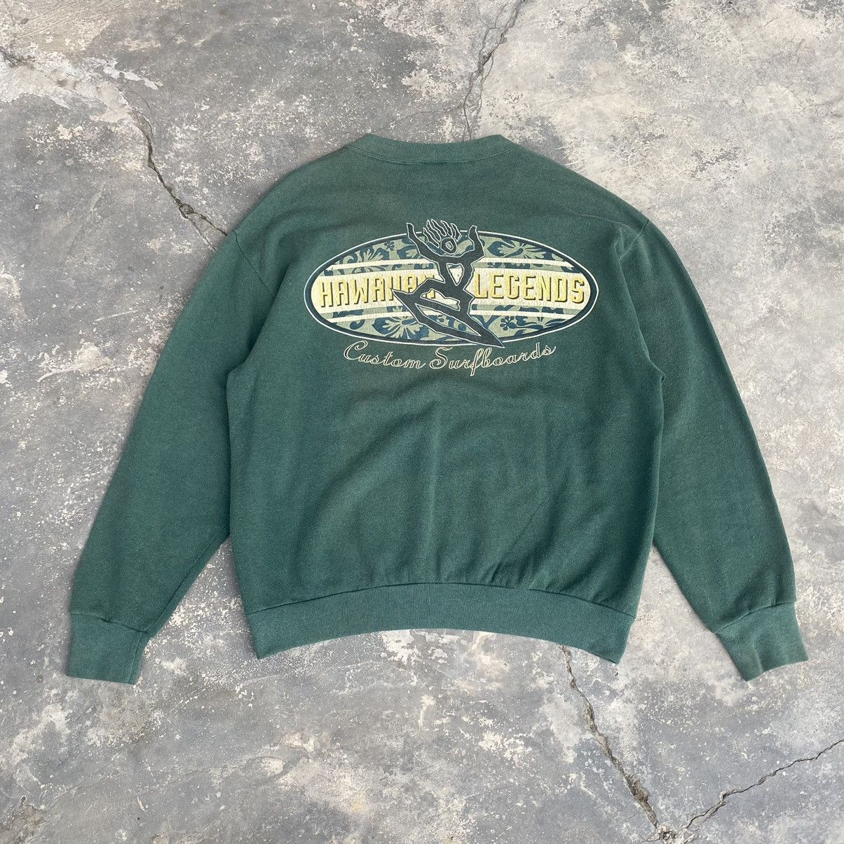 Vintage 90s Hawaiian Legends surf sweatshirt SC010 Size US L / EU 52-54 / 3 - 1 Thumbnail