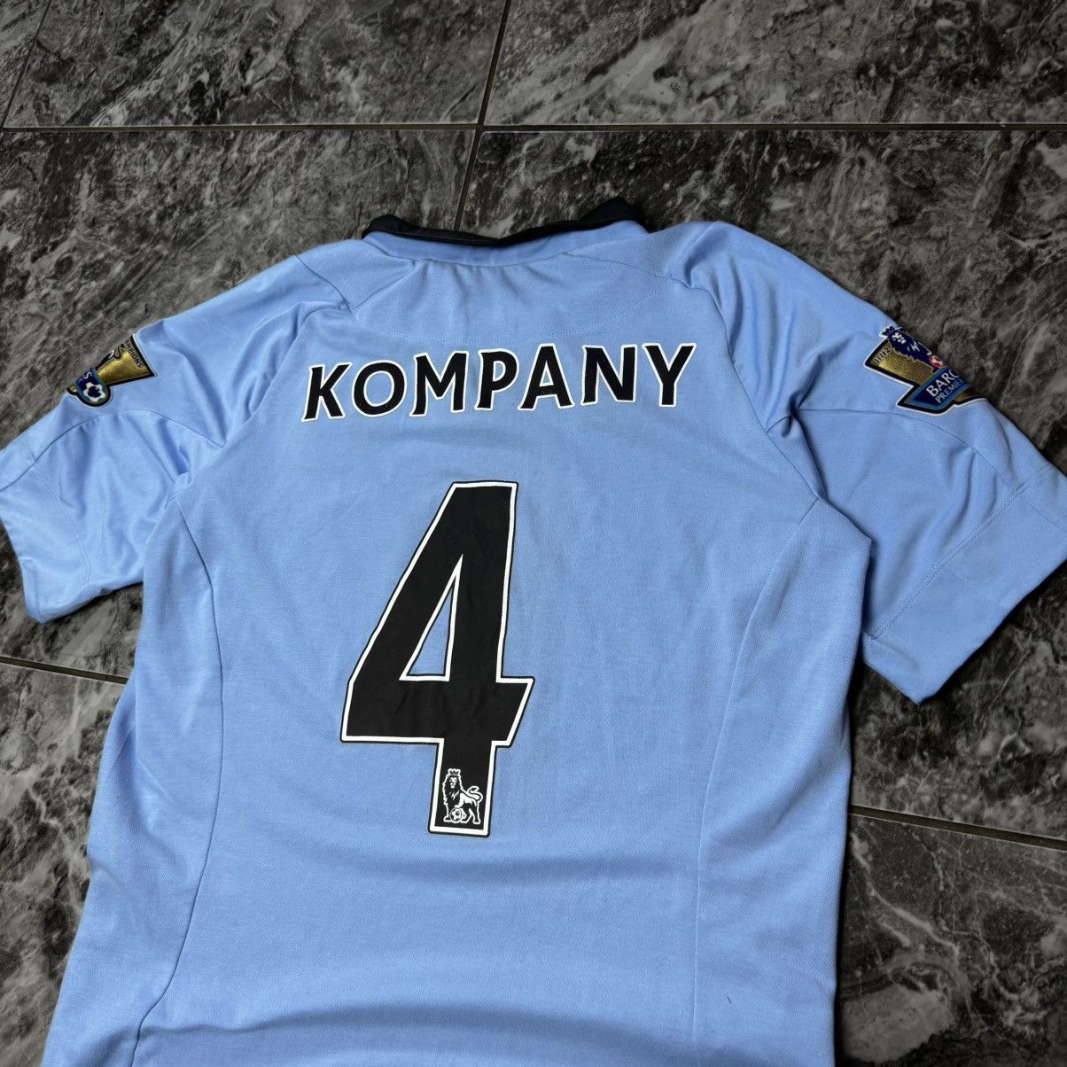 Umbro 2012-13 Manchester City Home Shirt Kompany #4 Size US S / EU 44-46 / 1 - 5 Thumbnail