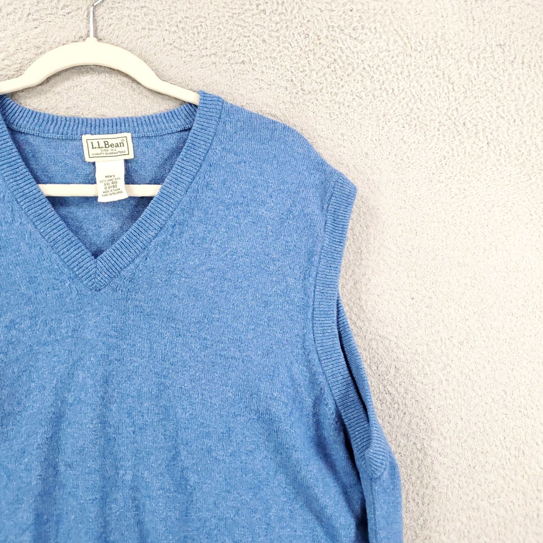 Vintage VINTAGE L.L. Bean Sweater Vest Mens 2XL Blue Wool V-Neck Sleeveless Pullover Golf Shirt Size US XXL / EU 58 / 5 - 3 Thumbnail