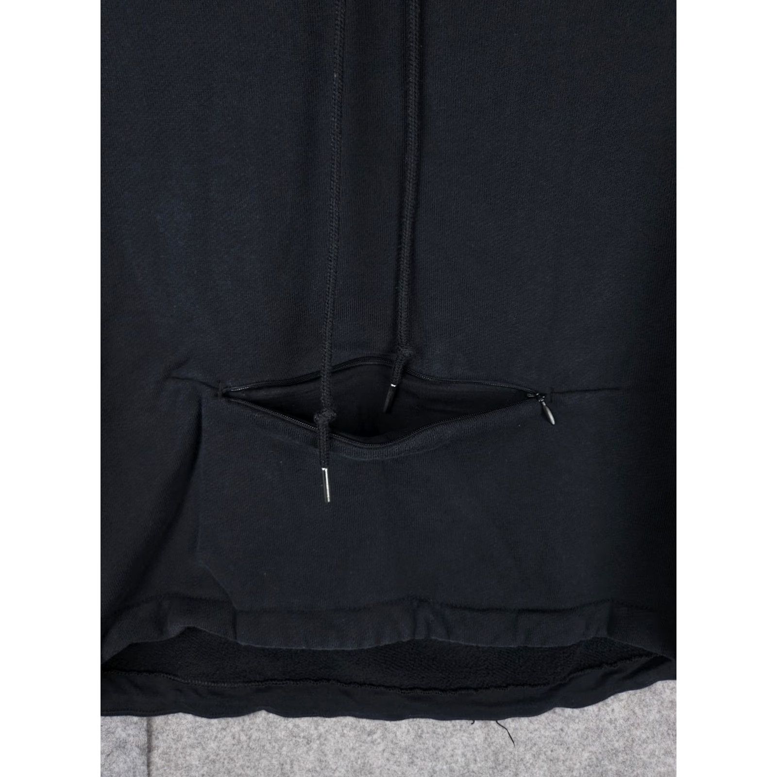Nike VINTAGE Nike Hoodie Women’s M Black Oversized Cropped Center Swoosh Zip Pocket Hoodie Women's M Black Oversized Cropped Center Swoosh Zip Pocket Size M / US 6-8 / IT 42-44 - 3 Thumbnail