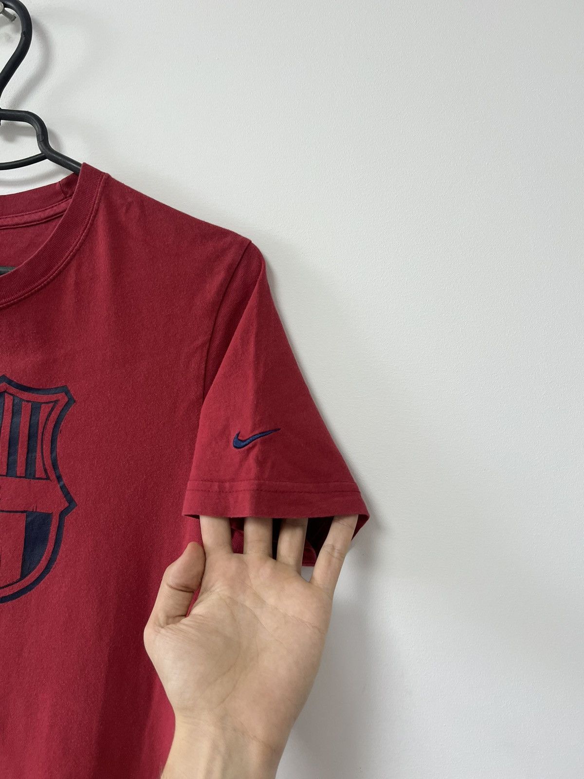 Nike Fc Barcelona Training Football Nike T shirt Cotton Red sz M Size US M / EU 48-50 / 2 - 8 Thumbnail