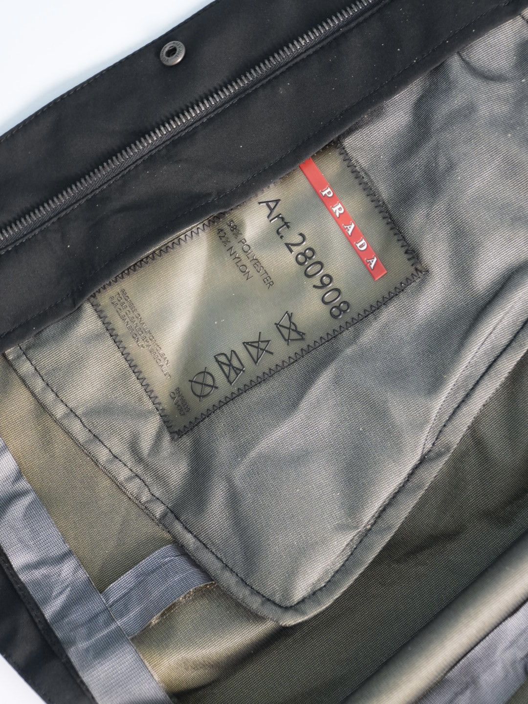 Prada Prada Sport Fur Jacket & Prada FW1999 Crossbody Bag Soft Fur Size US M / EU 48-50 / 2 - 14 Thumbnail