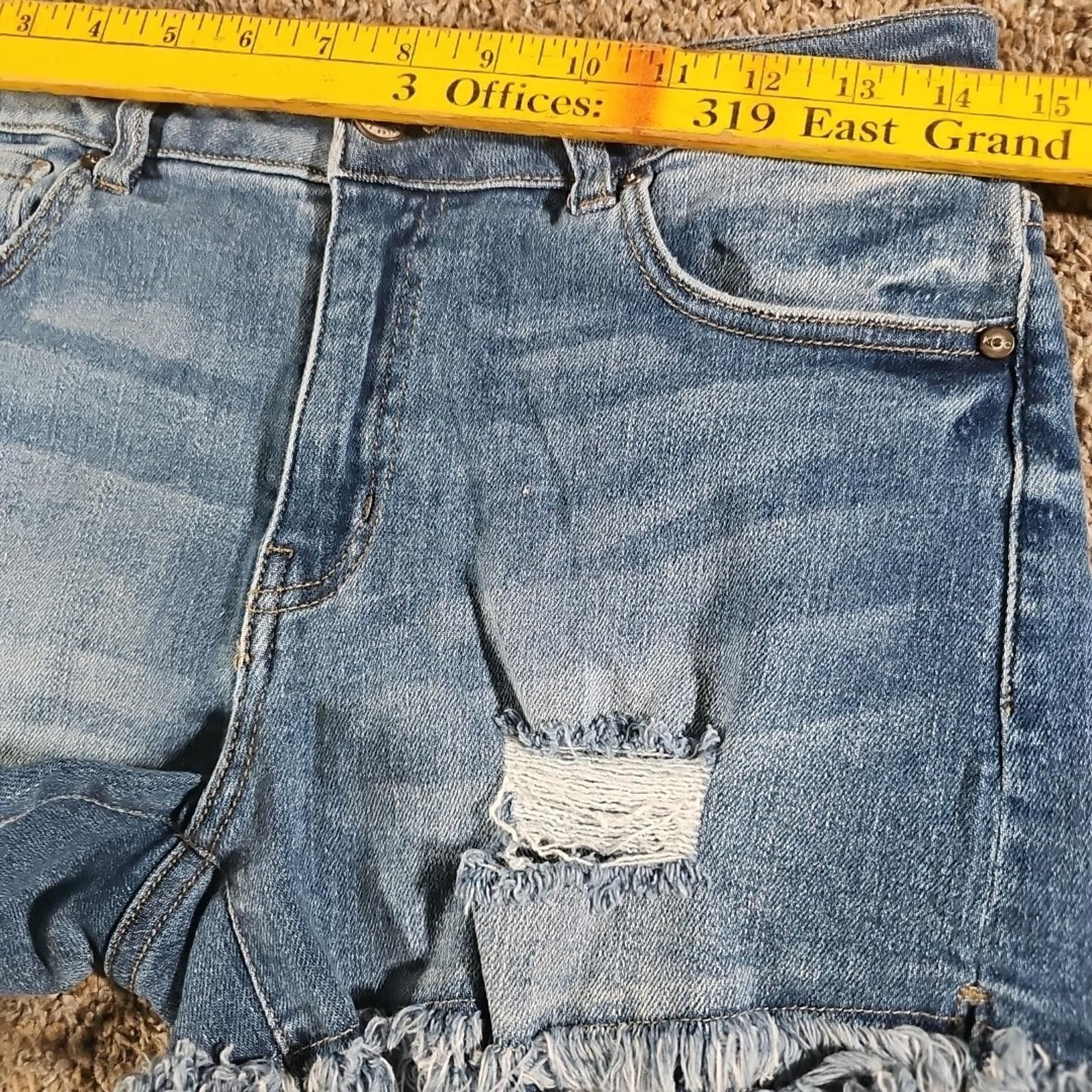 Other Maurices KanCan Sz 29 Cutoff Jean Shorts Size 29" - 6 Thumbnail