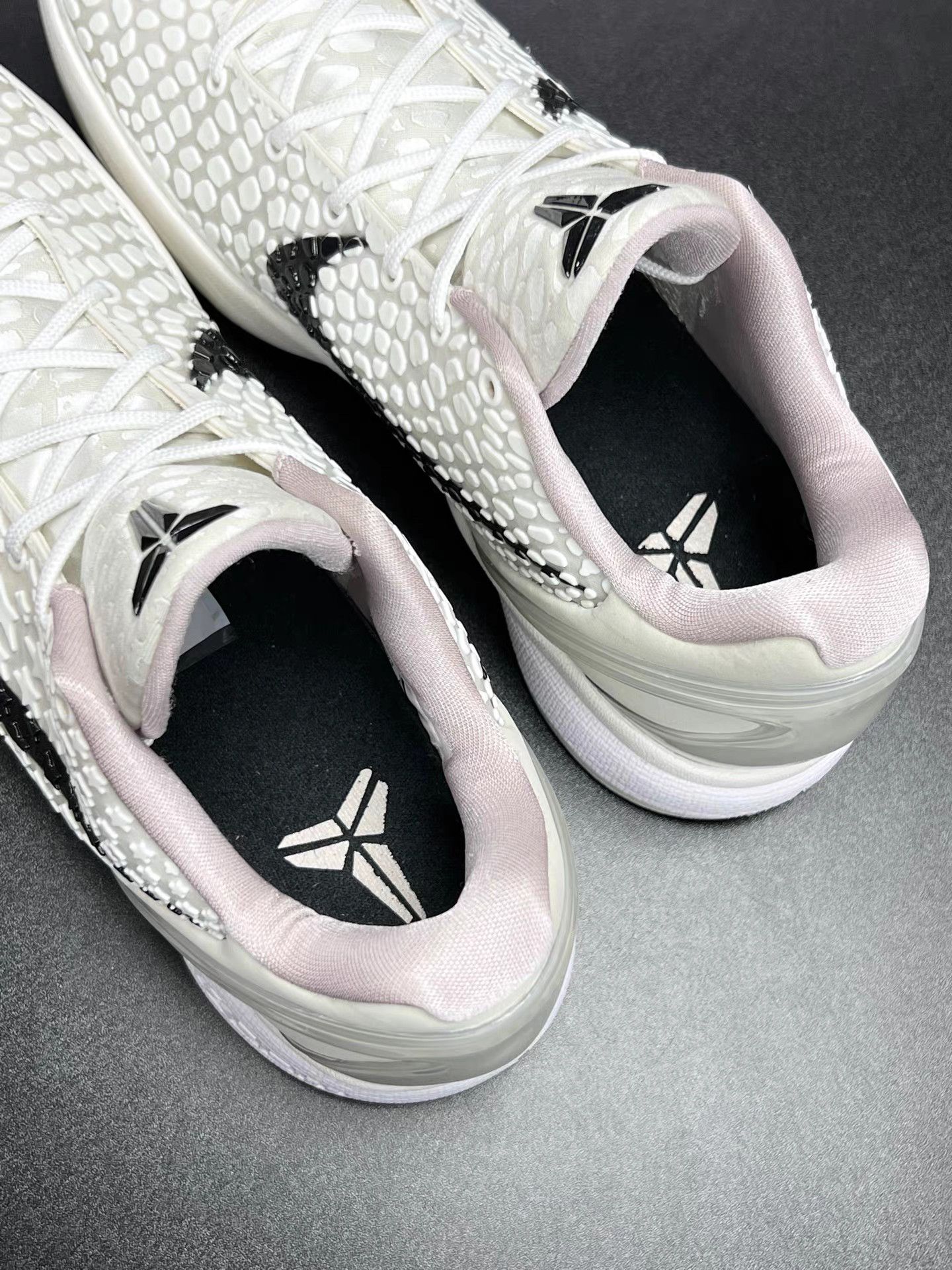 Nike NIKE Kobe 6 Low Top Basketball Shoes K15 Size US 11.5 / EU 44-45 - 4 Thumbnail