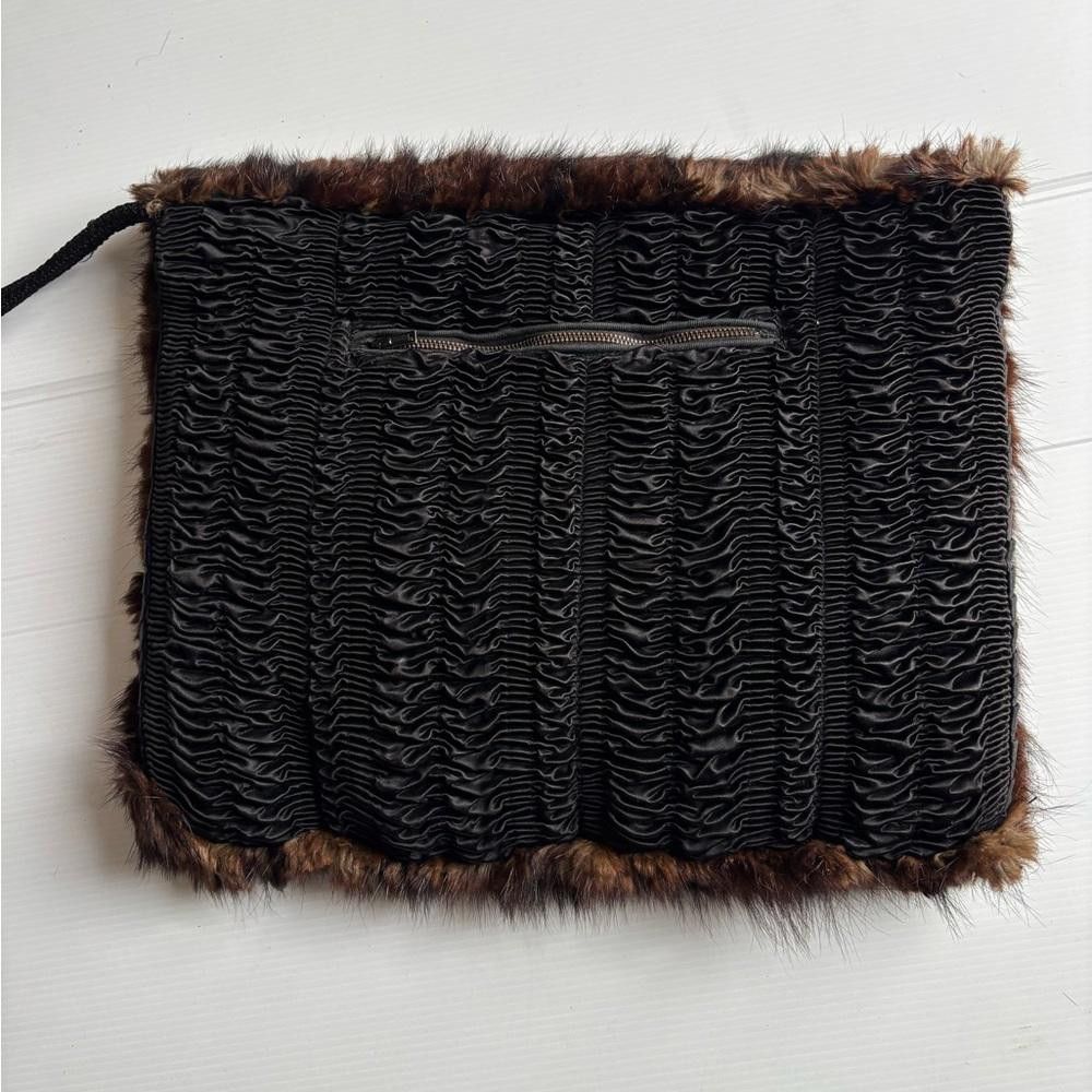 Designer Vintage 1937 Fur Muff with Zipper Pocket Size ONE SIZE - 2 Thumbnail