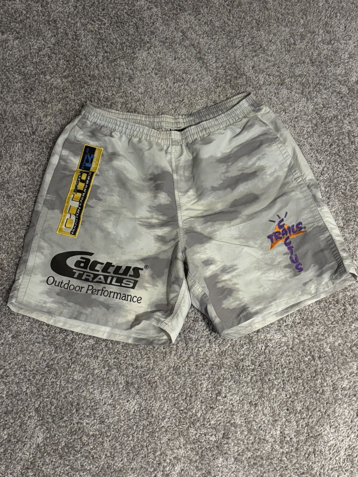 Travis Scott Cactus Jack Trails Shorts (S) Size US 29 - 1 Thumbnail