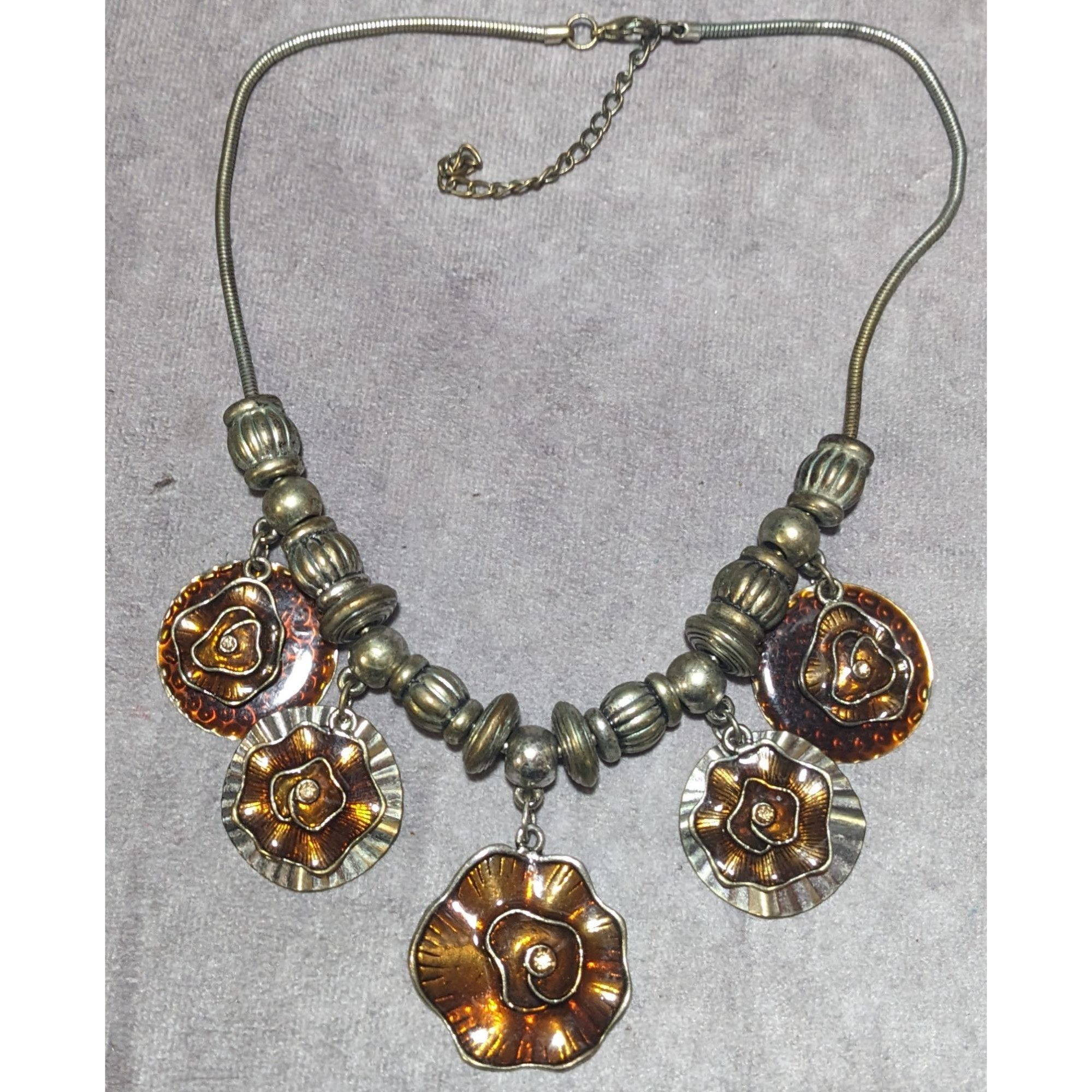 Other Abstract Floral Medallion Statement Necklace Size ONE SIZE - 6 Thumbnail