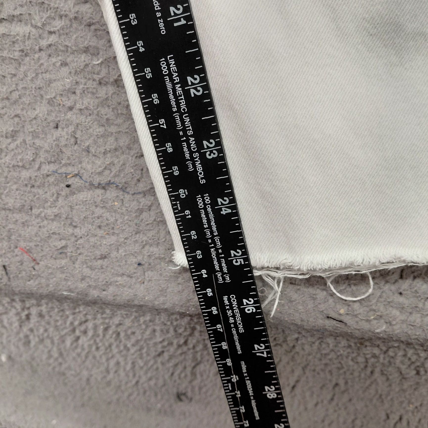 Levi's Levi's Denim Capri Jeans White 90s Baggy Capris 34 x 25.5 Womens Size 14 Casual Shaping Skinny 311 Regular Waist 29 Inseam 22 Inseam Size 27" / US 4 / IT 40 - 7 Thumbnail