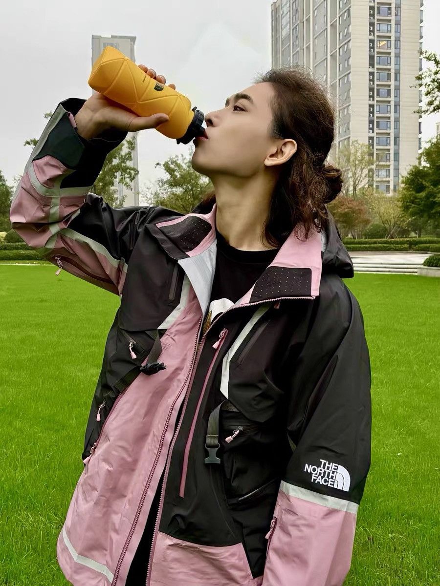 Kazuki Kuraishi × The North Face Urban Exploration KAZUKI SNOW HARDSHELL GORE-TEX® 3L JACKET Size US M / EU 48-50 / 2 - 18 Thumbnail