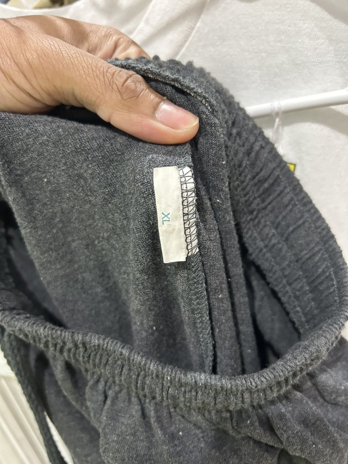 Givenchy Givenchy sweat pants M Size US 31 - 4 Thumbnail
