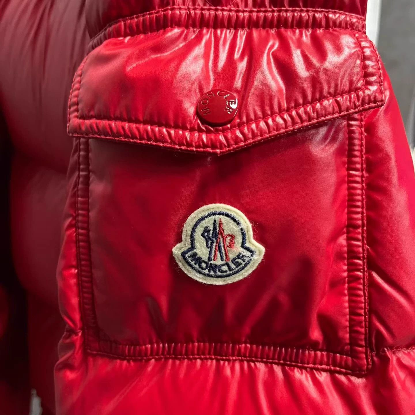 Moncler Moncler Red Logo Down Jacket Women's Size 4 Size XL / US 12-14 / IT 48-50 - 7 Thumbnail