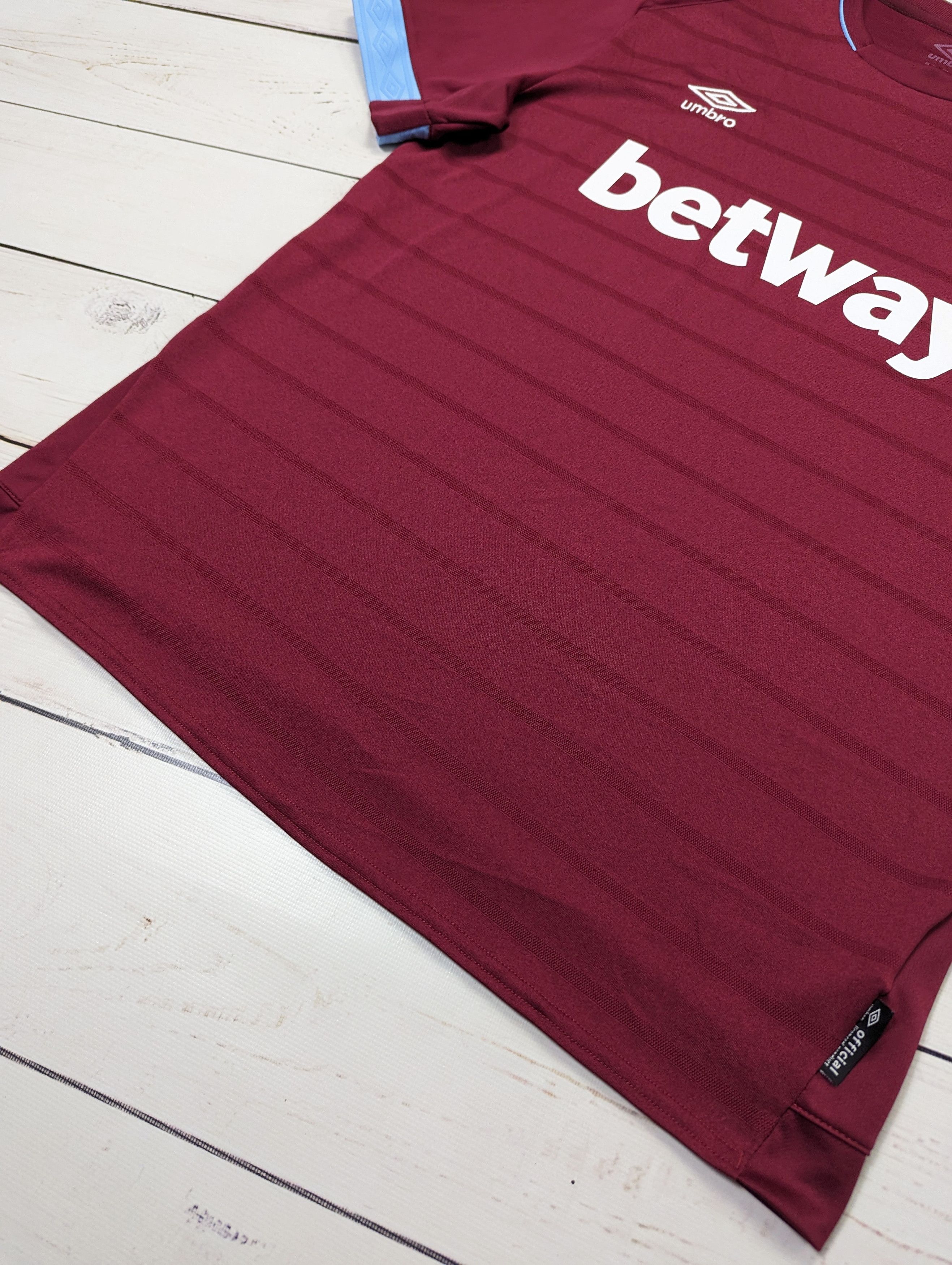 Umbro Umbro West Ham United Irons jersey t-shirt Size US XL / EU 56 / 4 - 2 Thumbnail