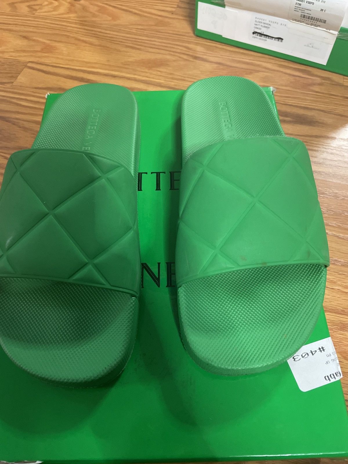 Bottega Veneta Slider sandal matt rubber grass Size US 8 / IT 38 - 4 Thumbnail