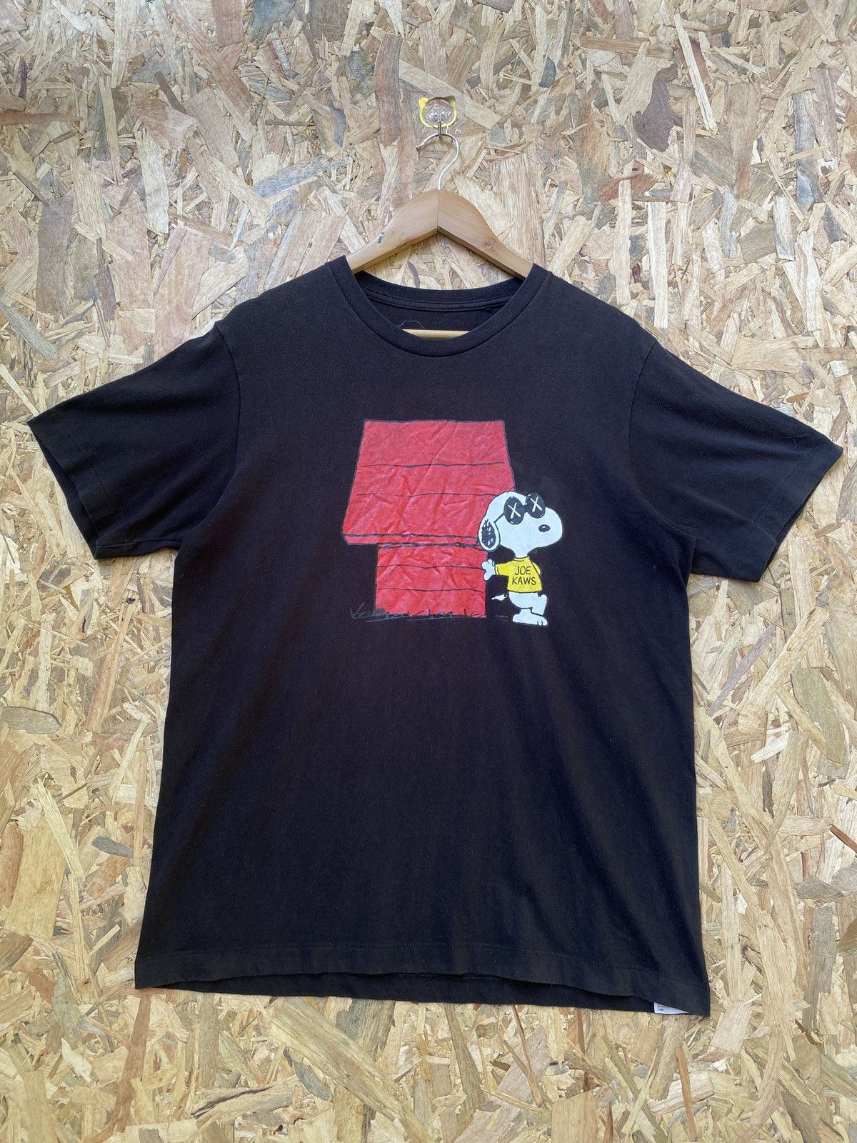 Kaws × Peanuts × Uniqlo Vintage kaw x peanuts tee Size US M / EU 48-50 / 2 - 1 Thumbnail