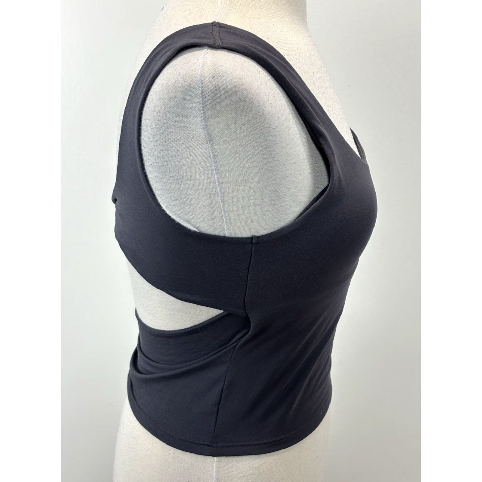 Fabletics Fabletics Oasis Twist Rib Built In Bra Tank Women Medium Grey Stretch NEW! Size ONE SIZE - 4 Thumbnail