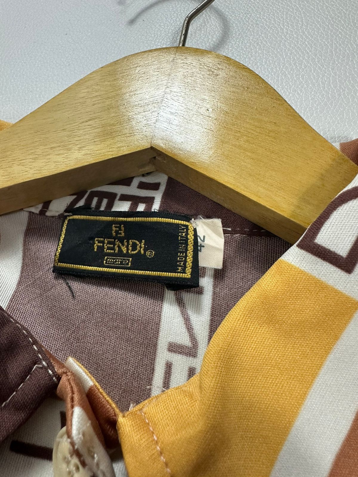 Fendi × Vintage Fendi Polos Logo Font Design Size M / US 6-8 / IT 42-44 - 10 Thumbnail