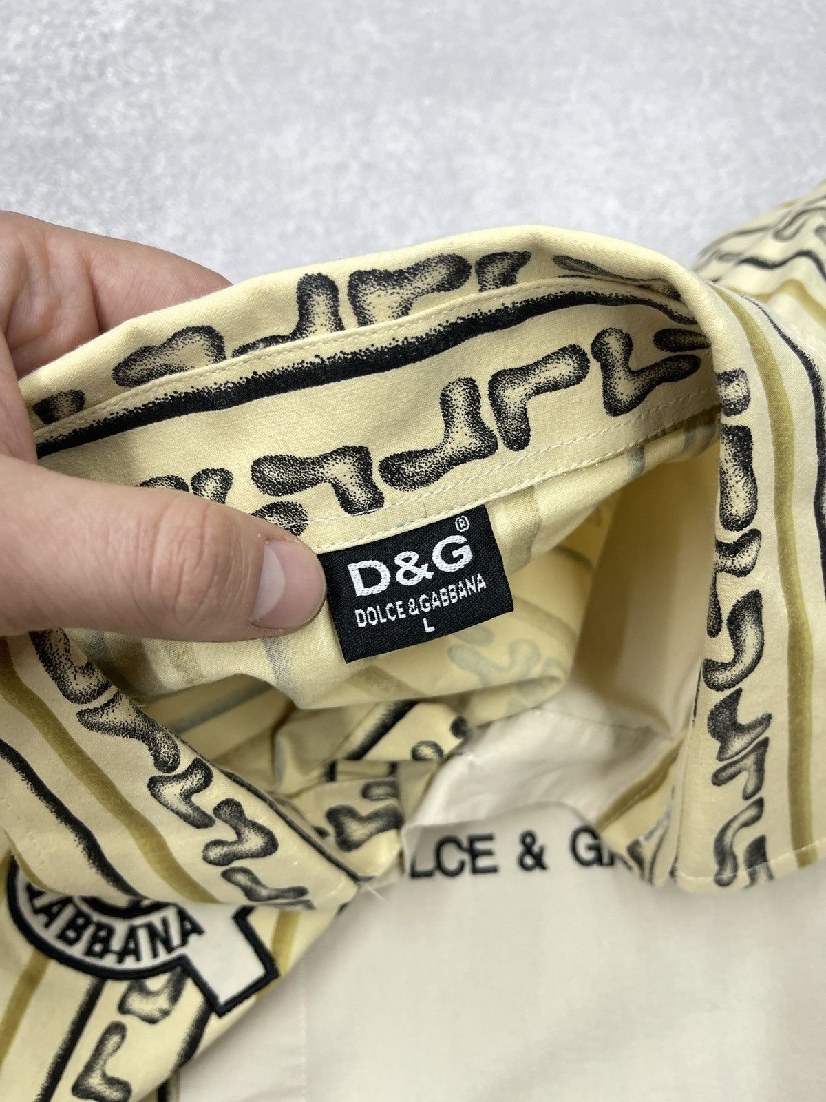 Dolce & Gabbana Vintage Dolce & Gabbana Logo Pattern Stripe Patch Shirt Size US M / EU 48-50 / 2 - 8 Thumbnail
