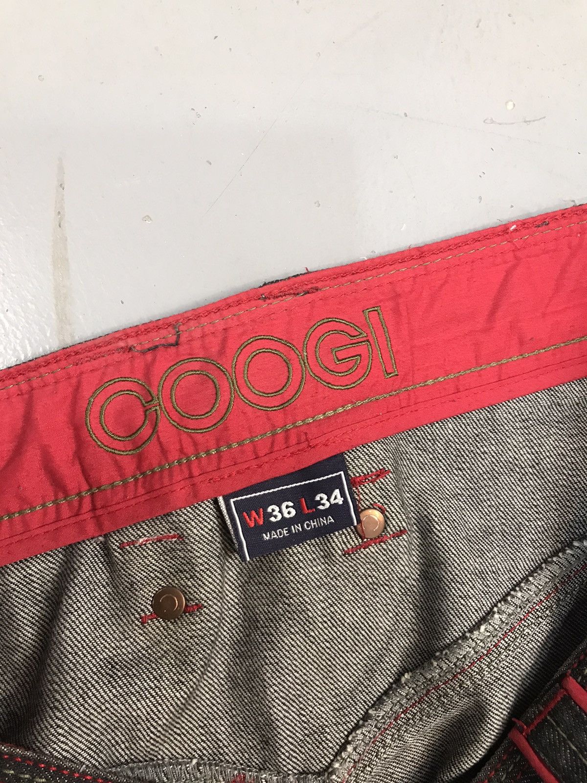 Coogi × Vintage Vintage Coogi leaf embroidered straight fit denim Size US 36 / EU 52 - 7 Thumbnail