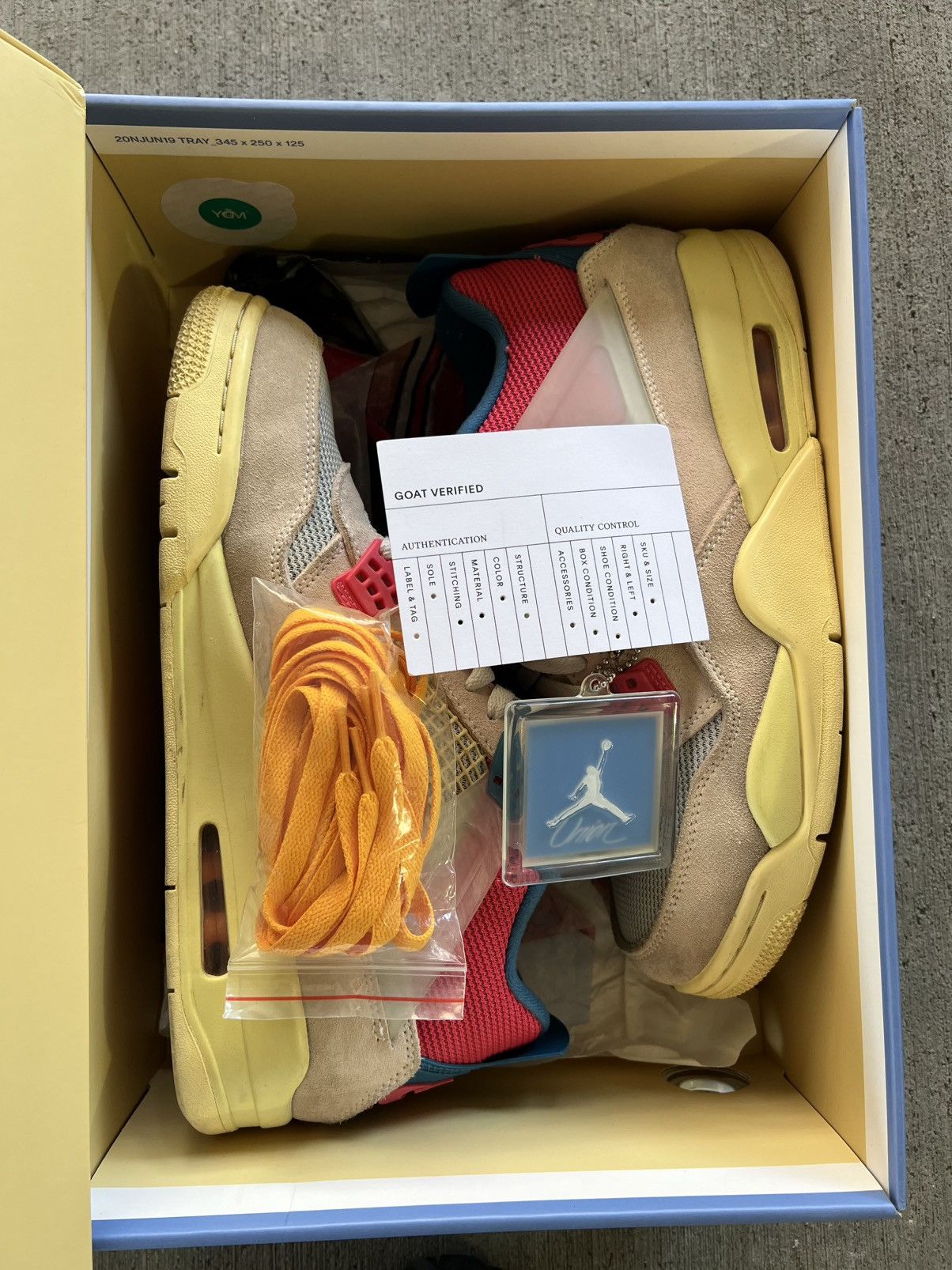 Jordan Brand jordan 4 retro union guava ice (basically new) Size US 10 / EU 43 - 2 Thumbnail