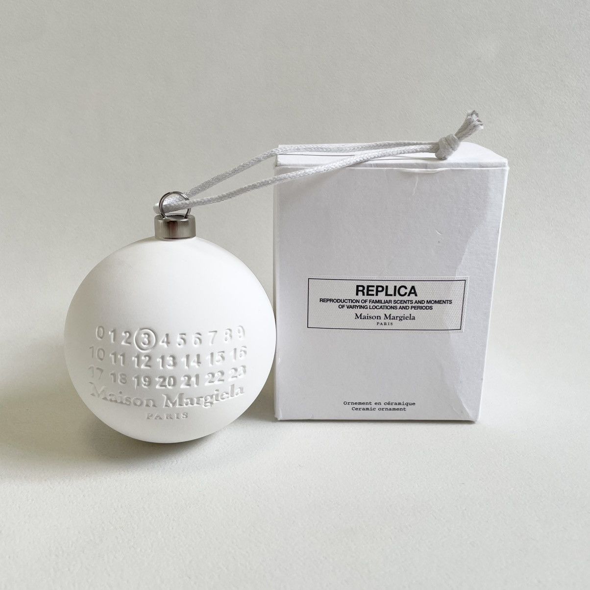 Maison Margiela White Porcelain ‘Christmas Tree Bauble’ Size ONE SIZE - 2 Thumbnail