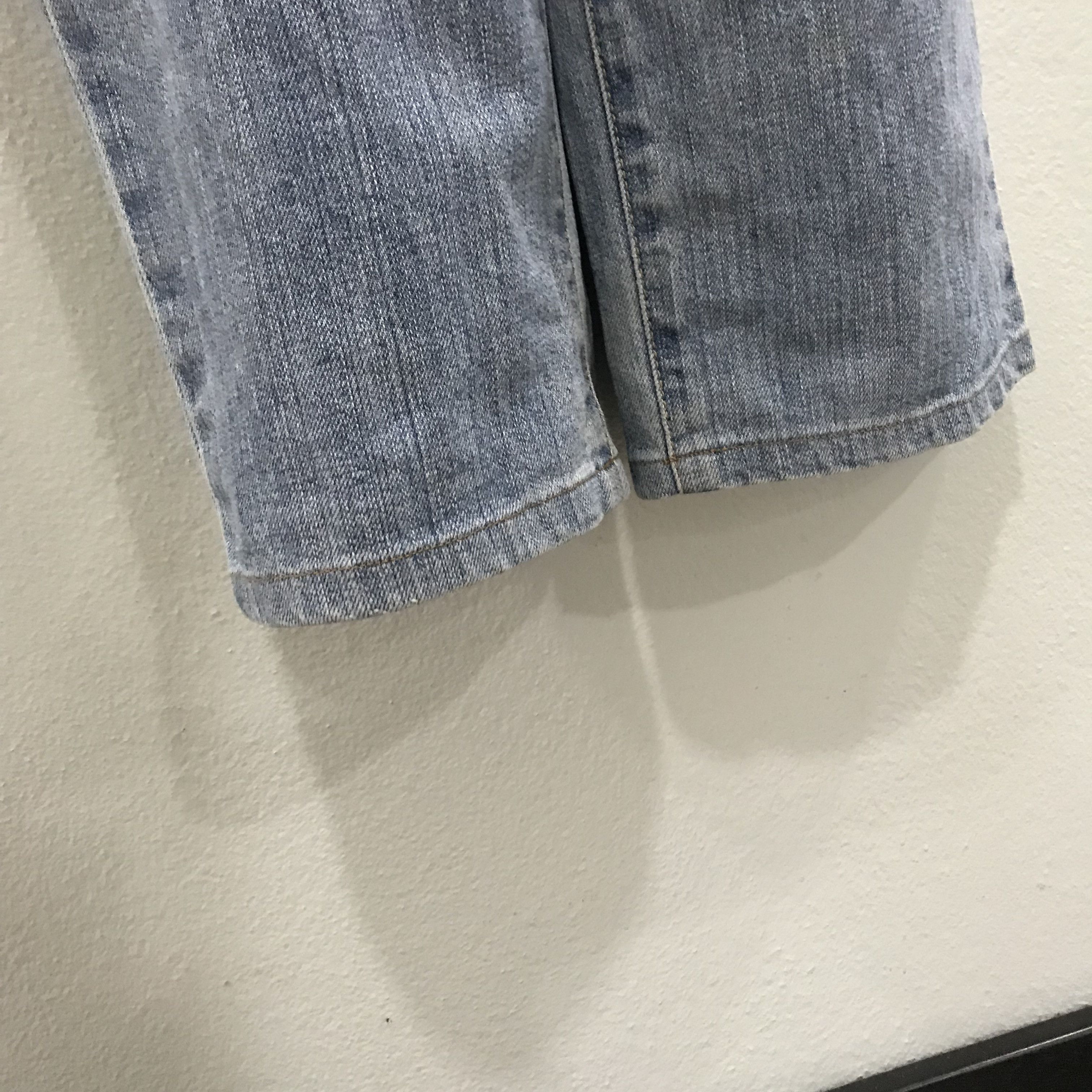 Wrangler Vintage 90s Wrangler Light Wash Straight Leg Jeans Size US 33 - 7 Thumbnail