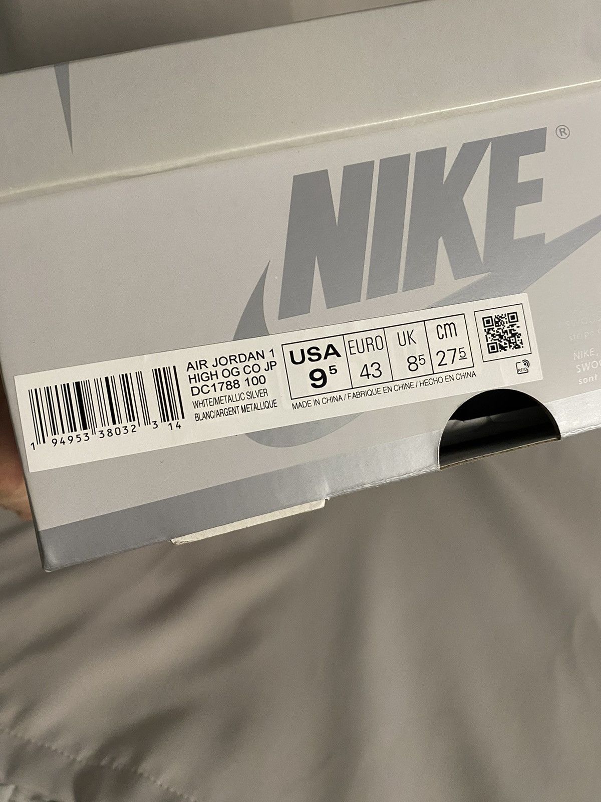 Jordan Brand × Nike Air Jordan 1 Retro High CO.JP Midnight Navy 2020 Size US 9.5 / EU 42-43 - 11 Thumbnail